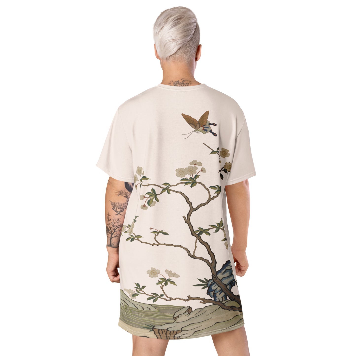Kesi Flower Album|Plum Blossoms and Butterfly|T-shirt dress|Fish belly white