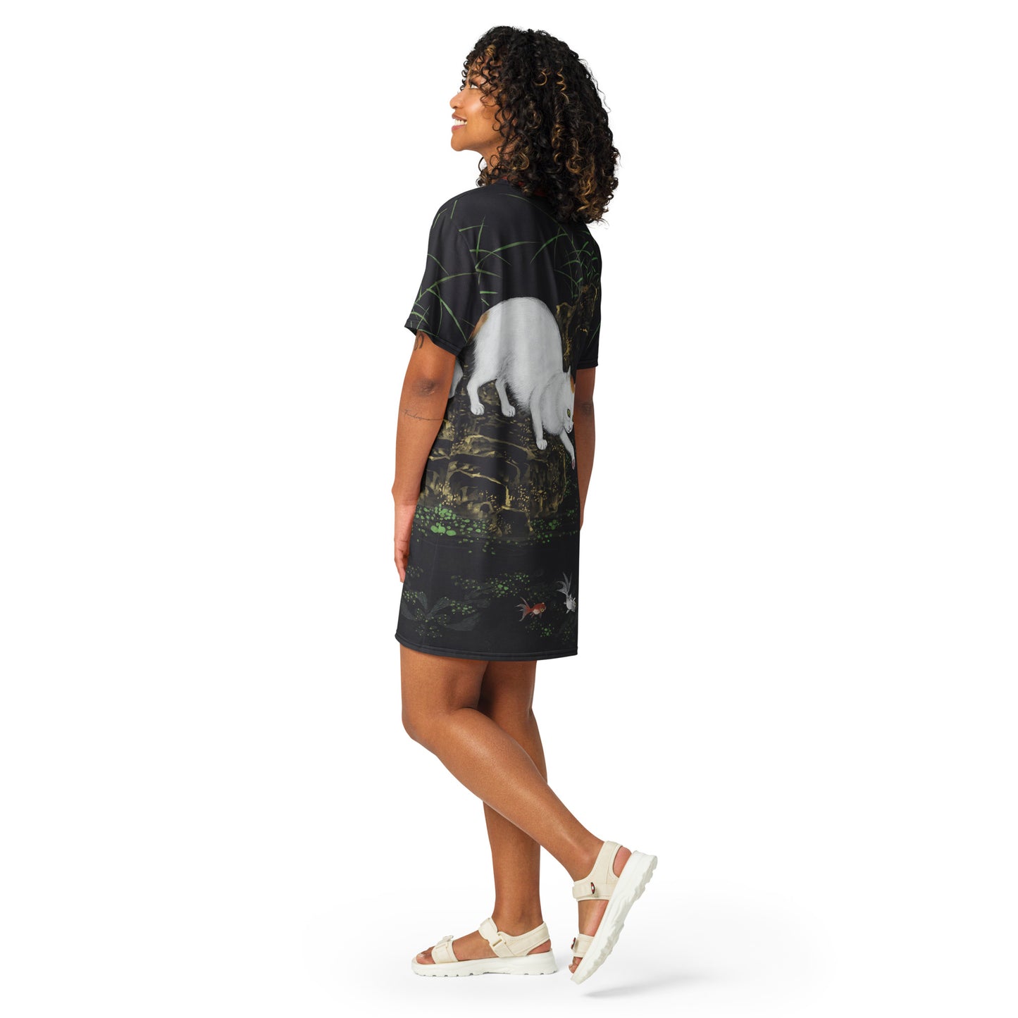Cats And Butterflies Of Longevity|Cat with Fish and Aquatic Plants|T-shirt dress
