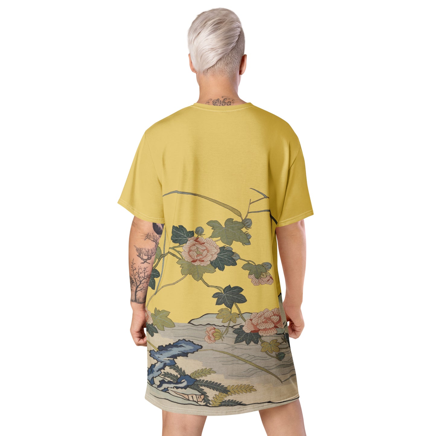 Kesi Flower Album|Hibiscus by the Water|T-shirt dress|Gold