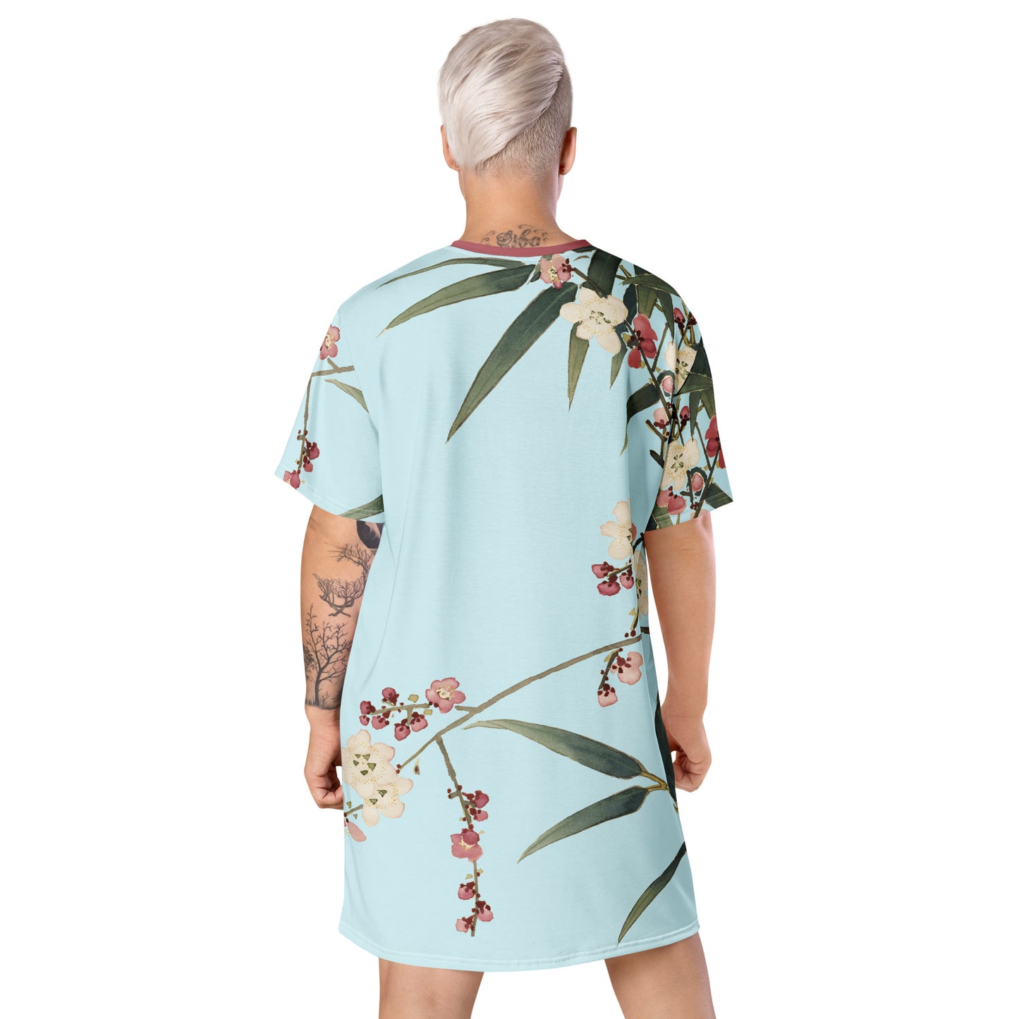 The Spirit of Flowers in Twelve Months|Crimson Plum Blossom and Lush Green Bamboo|T-shirt dress|Aqua blue