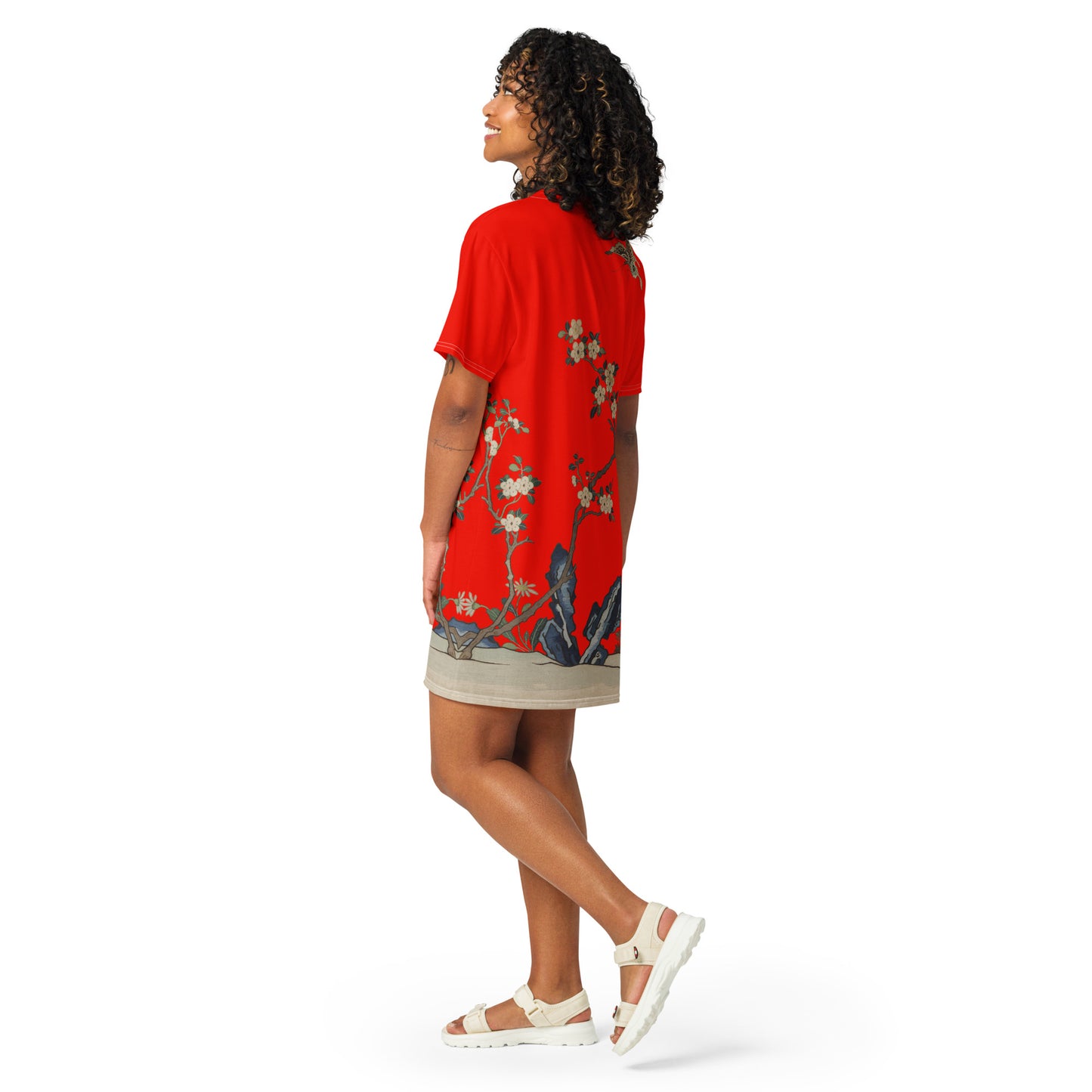 タペストリーの花|白梅と蝶|Tシャツドレス|Garnet red