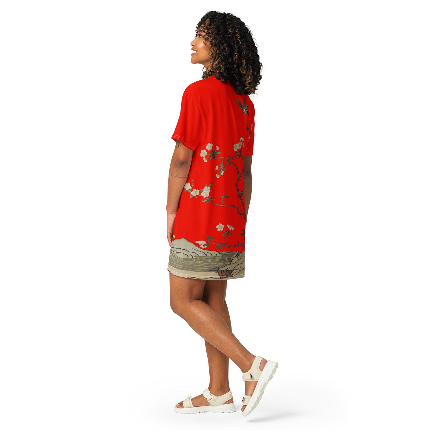 タペストリーの花|梅の花と蝶|Tシャツドレス|Garnet red