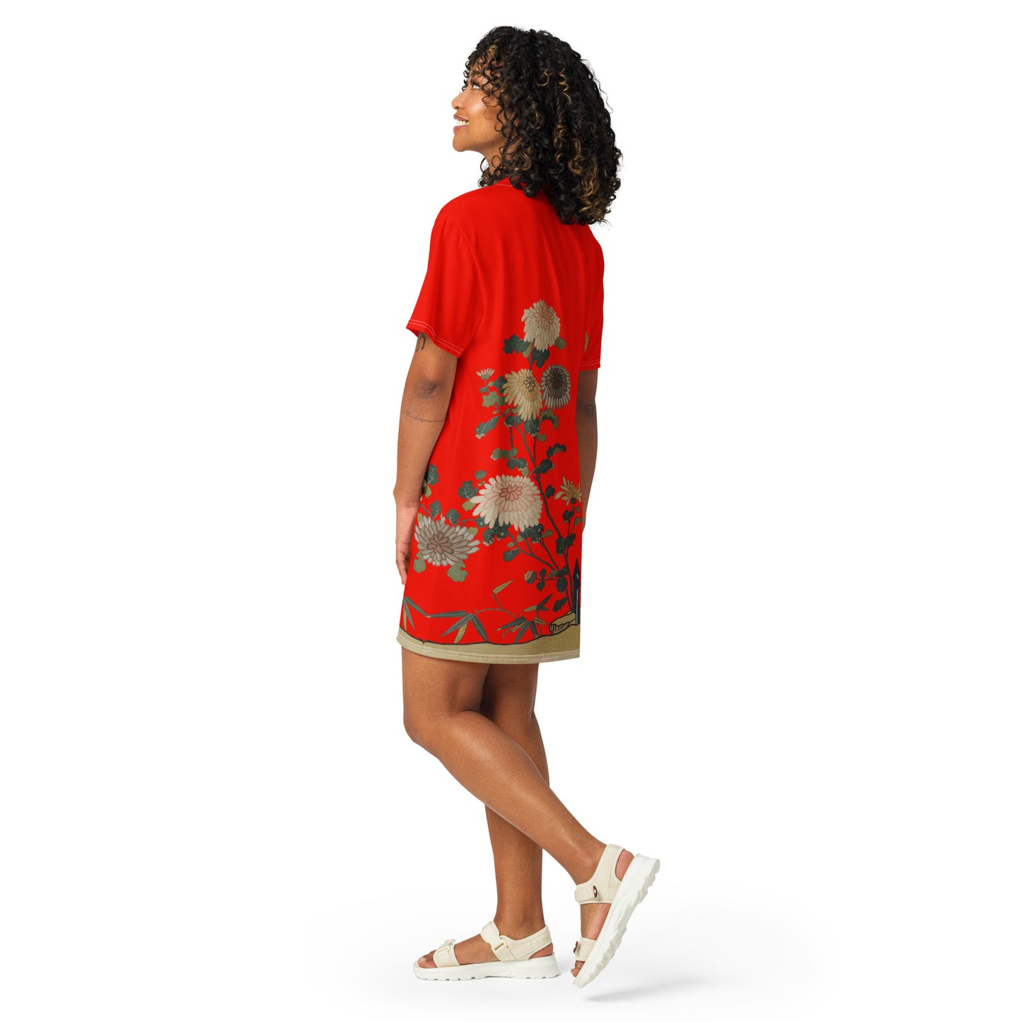 タペストリーの花|菊と蝶|Tシャツドレス|Garnet red