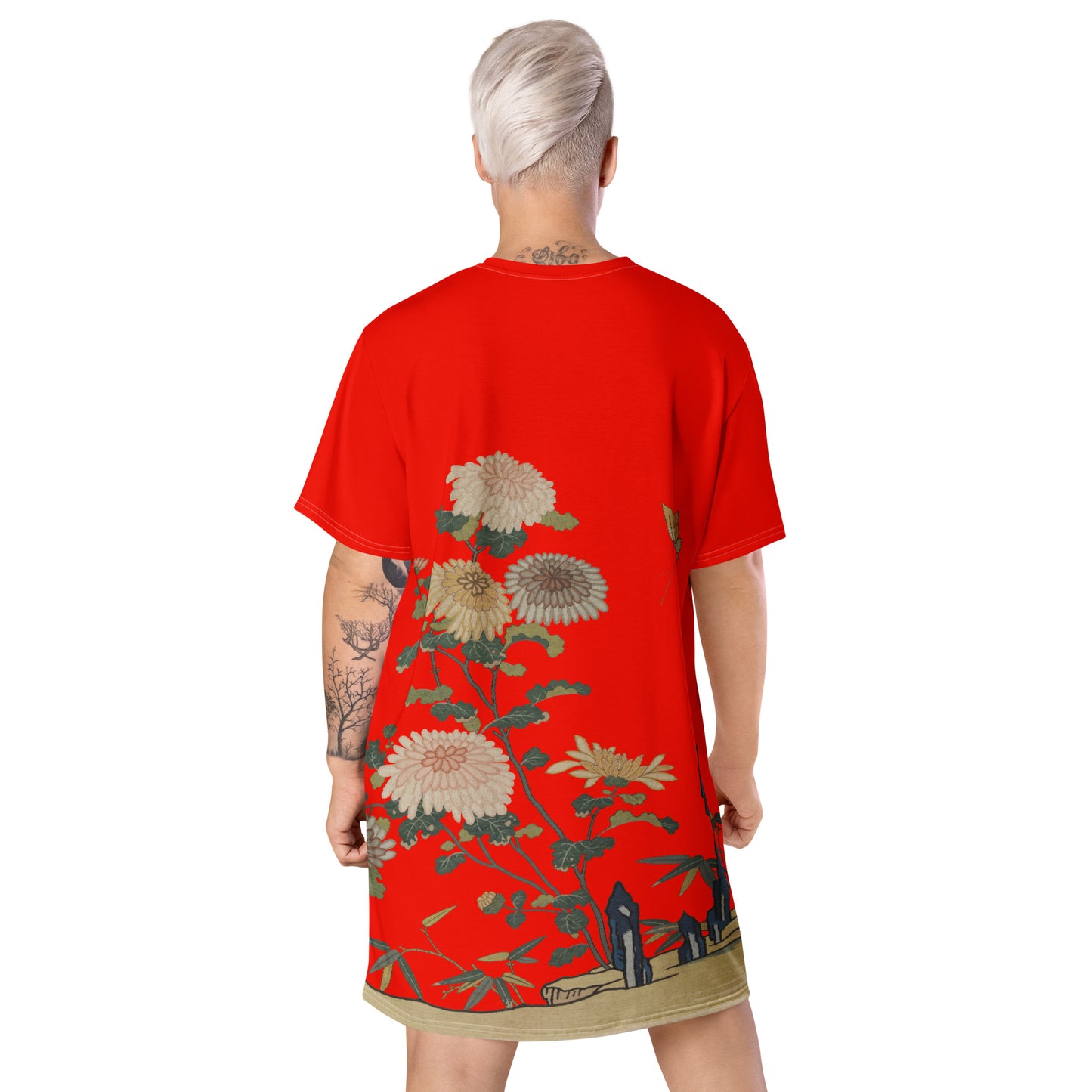 タペストリーの花|菊と蝶|Tシャツドレス|Garnet red