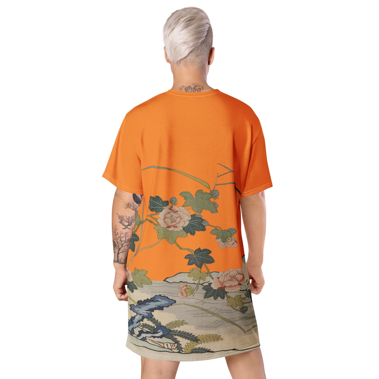 タペストリーの花|Hibiscus by the Water|T-shirt dress|Orange