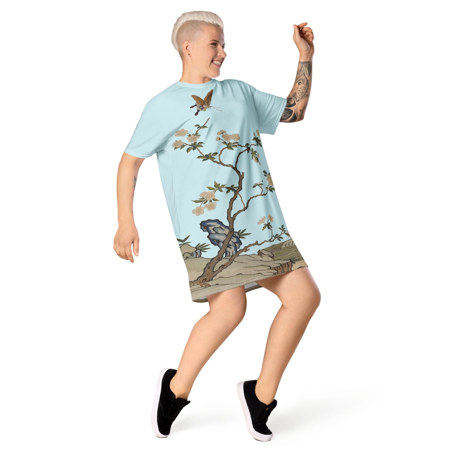 Kesi Flower Album|Plum Blossoms and Butterfly|T-shirt dress|Aqua blue