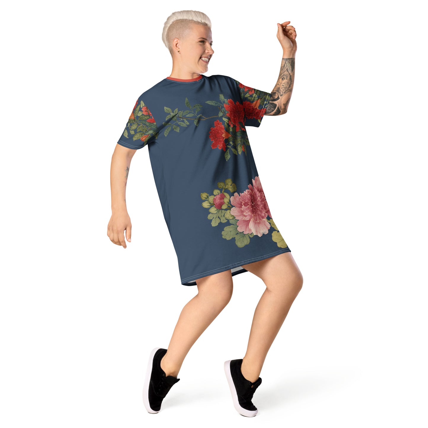 The Spirit of Flowers in Twelve Months|Hollyhock and Pomegranate in Bloom|T-shirt dress|Dark blue