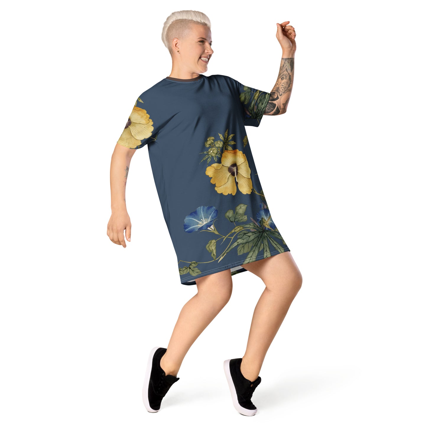The Spirit of Flowers in Twelve Months|Okra and White-edged Morning Glory in Bloom|T-shirt dress|Dark blue