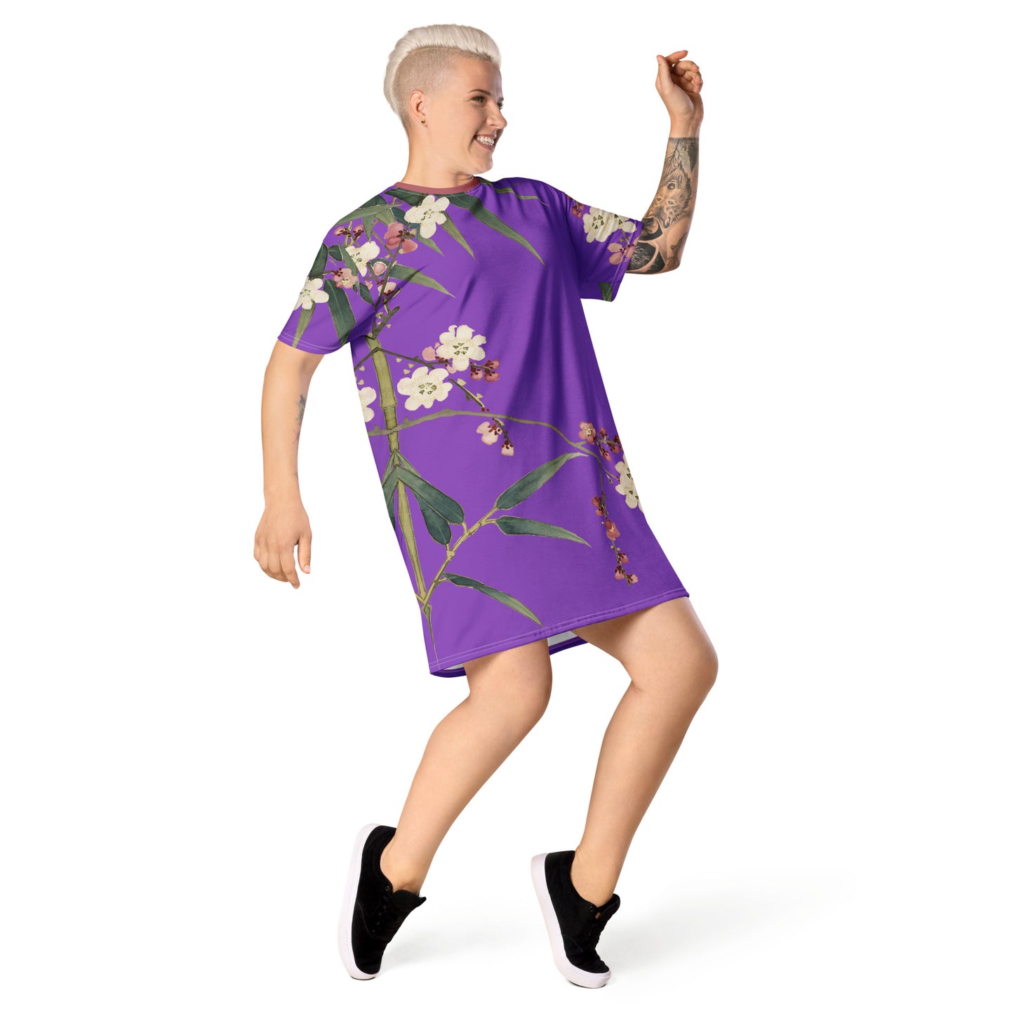 The Spirit of Flowers in Twelve Months|Crimson Plum Blossom and Lush Green Bamboo|T-shirt dress|Purple