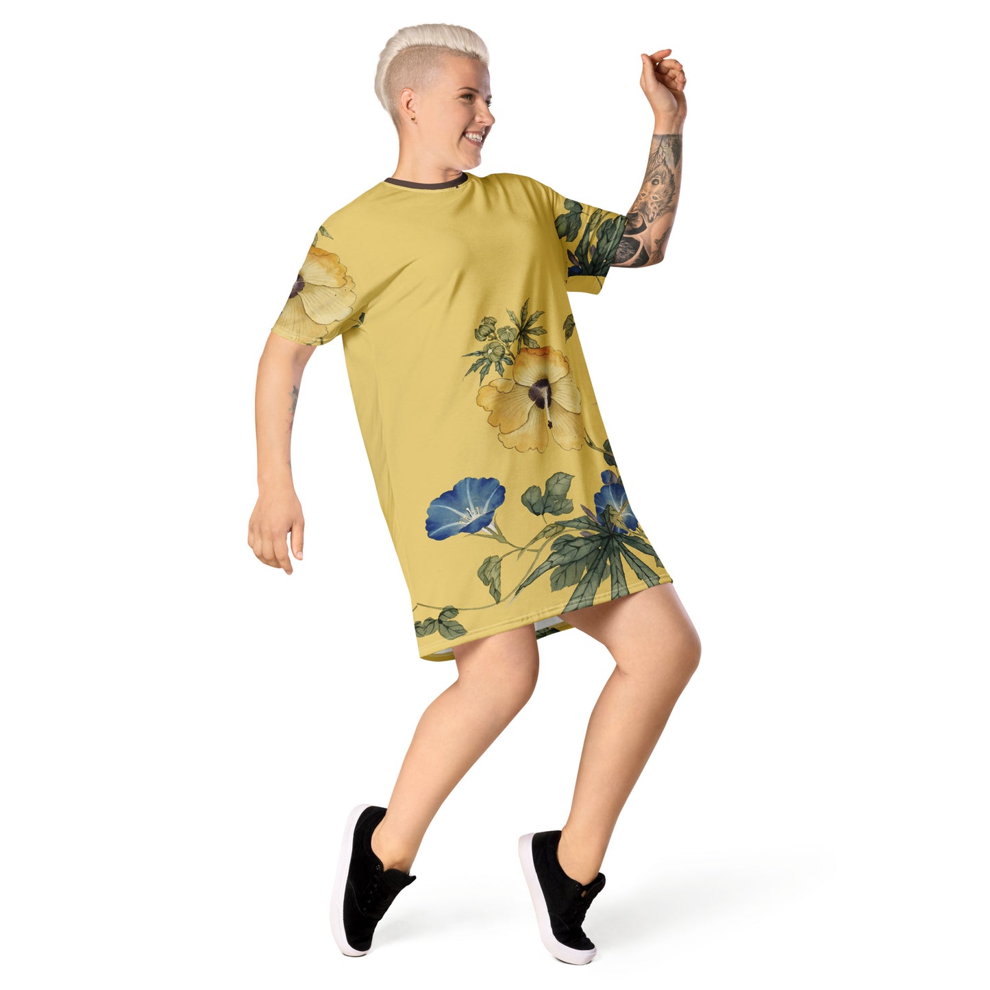 The Spirit of Flowers in Twelve Months|Okra and White-edged Morning Glory in Bloom|T-shirt dress|Gold