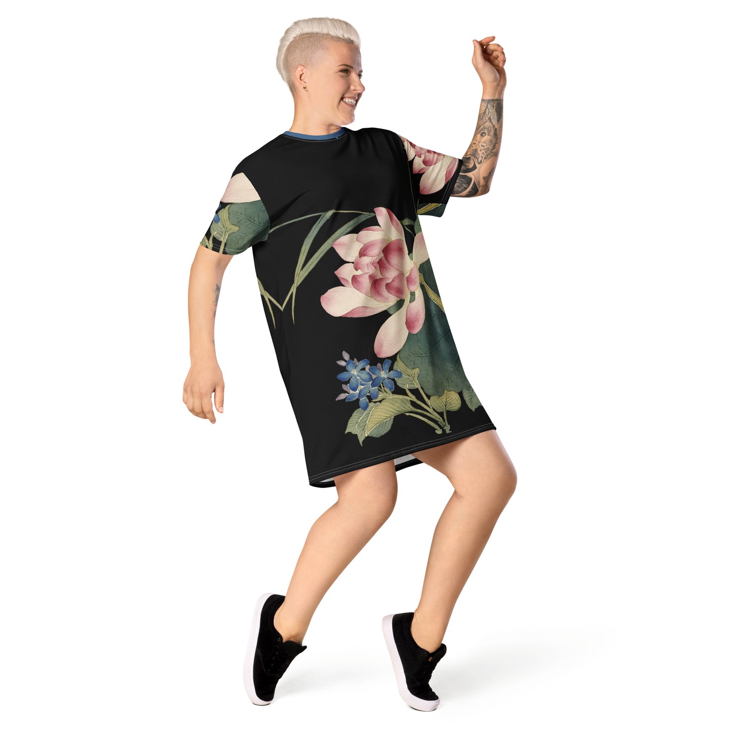 The Spirit of Flowers in Twelve Months|Lotus in Bloom|T-shirt dress|Black
