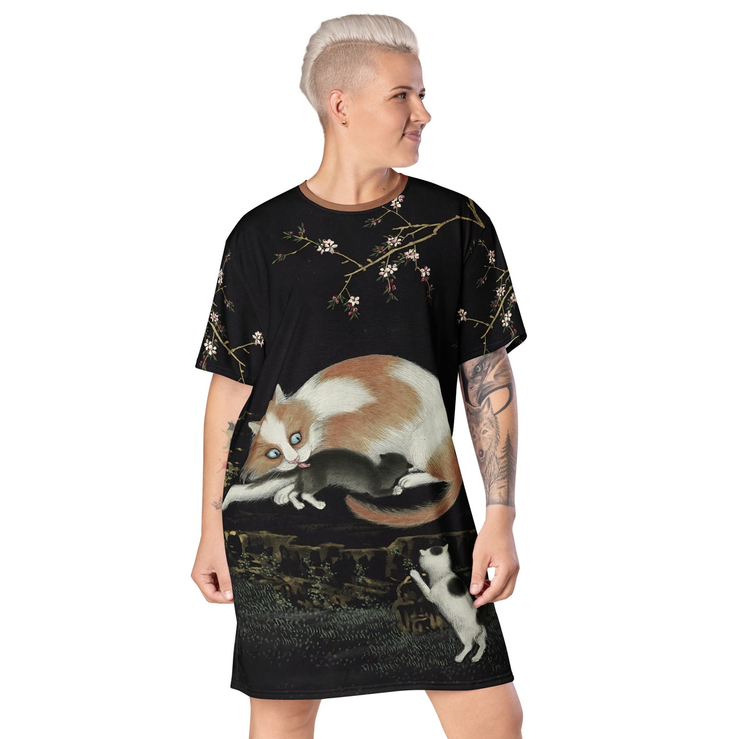 Cats And Butterflies Of Longevity|Cats amidst the Peach Blossoms|T-shirt dress