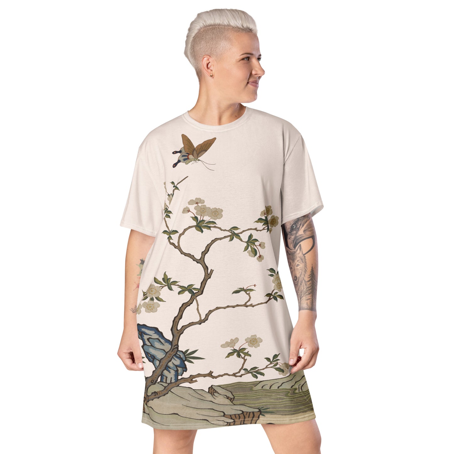 Kesi Flower Album|Plum Blossoms and Butterfly|T-shirt dress|Fish belly white