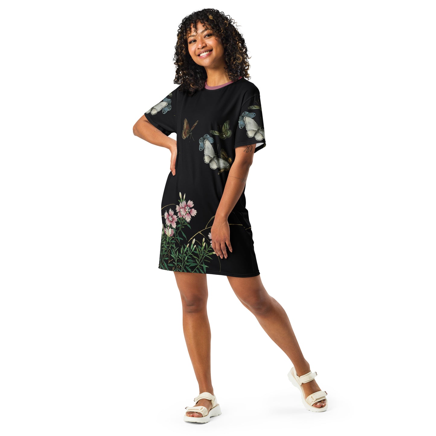 Cats And Butterflies Of Longevity|Butterflies and the Blooming Red-flowered Catchfly|T-shirt dress|Fish belly white