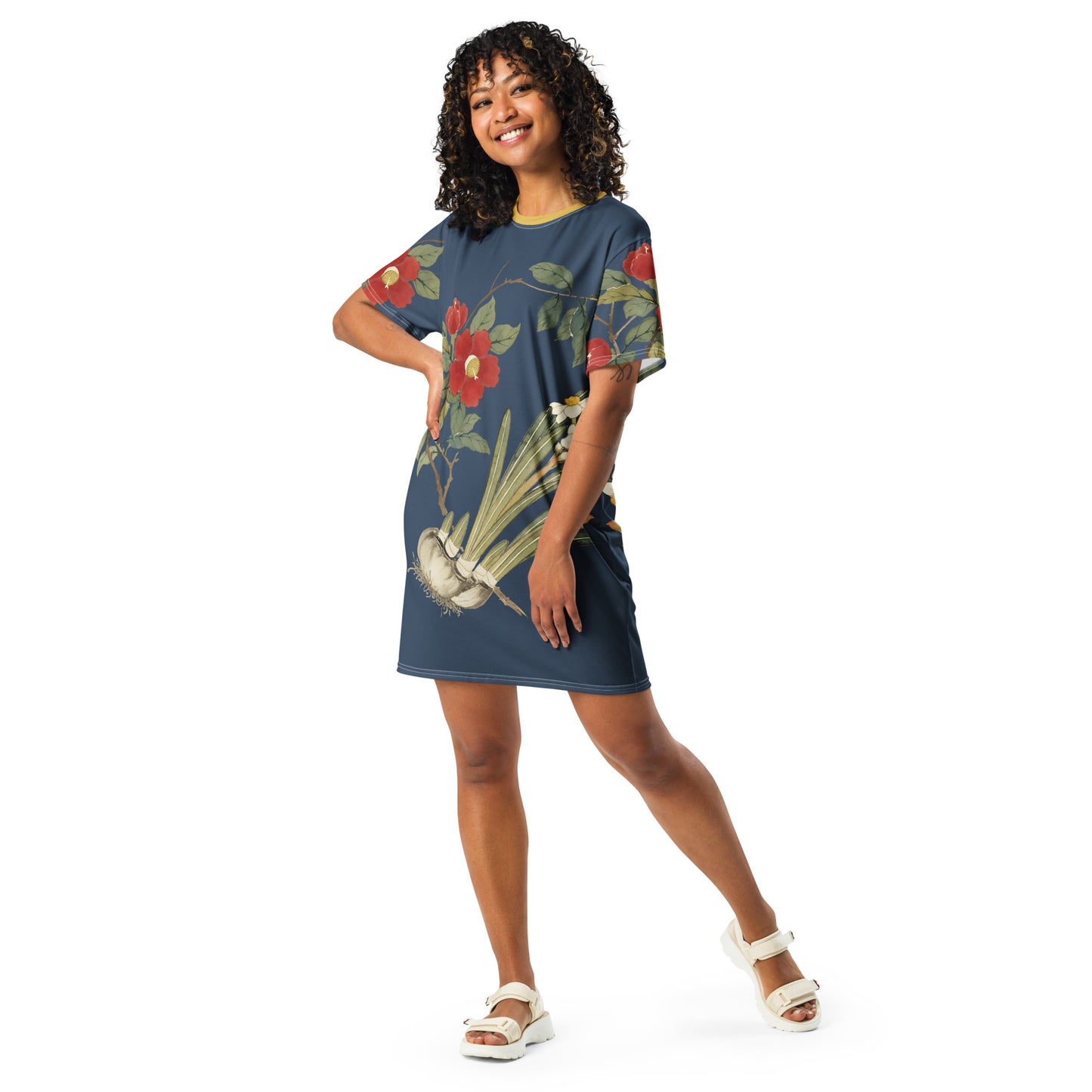 The Spirit of Flowers in Twelve Months|Narcissus and Camelia in Bloom|T-shirt dress|Dark blue