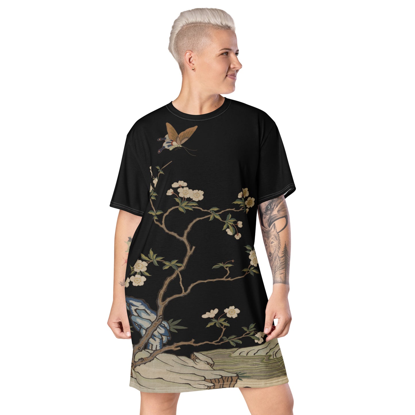 Kesi Flower Album|Plum Blossoms and Butterfly|T-shirt dress|Black