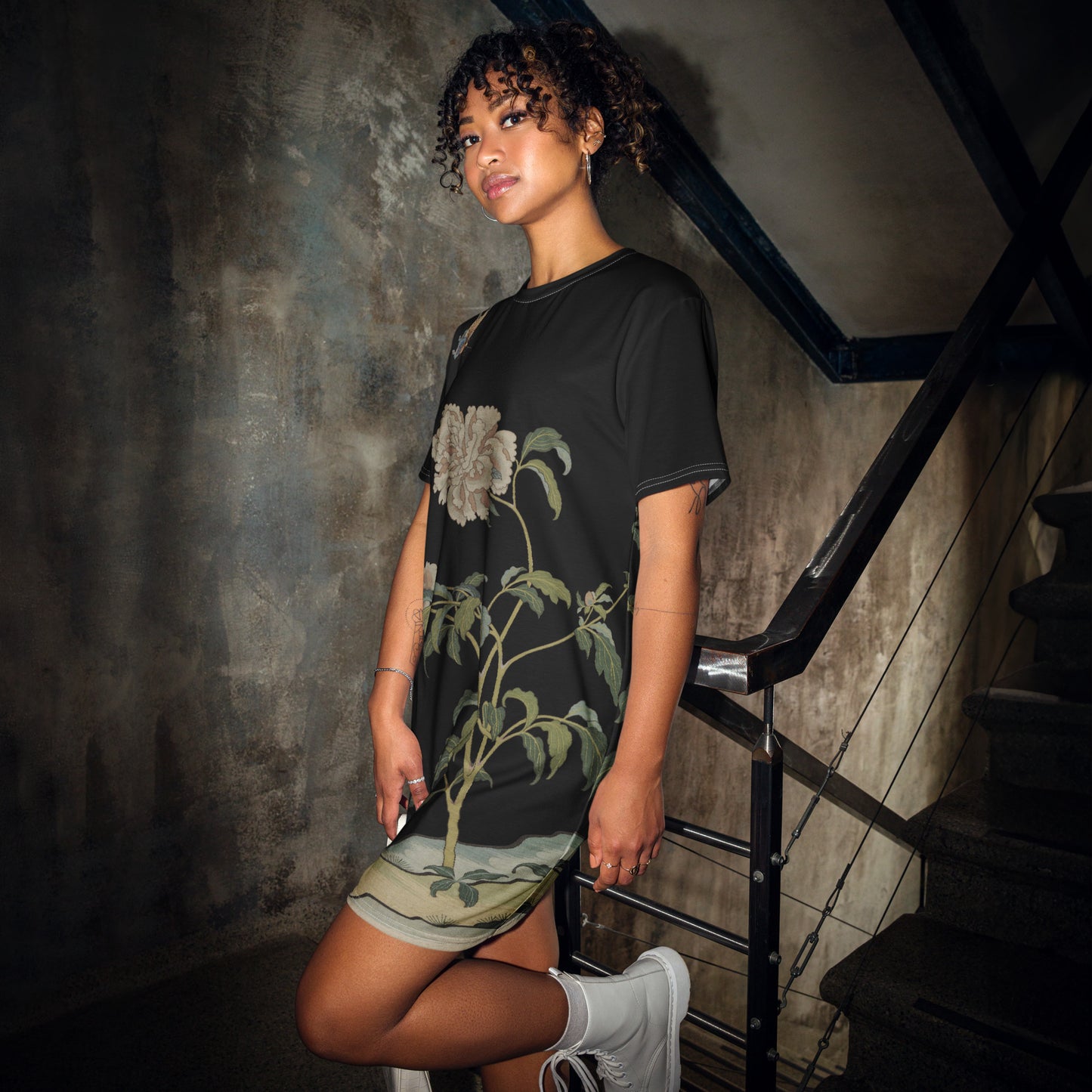Kesi Flower Album|Peonies and Butterfly|T-shirt dress|Black