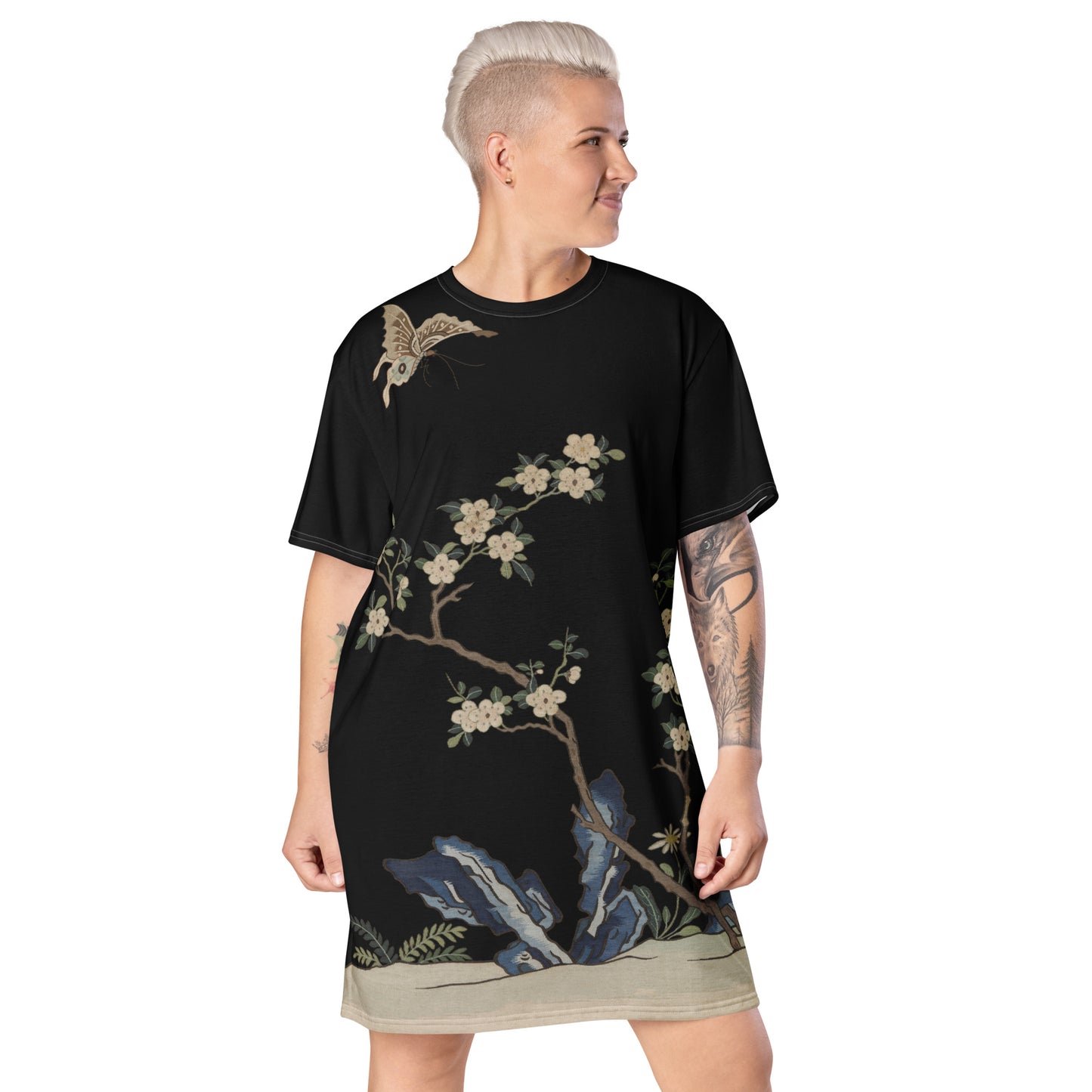 Kesi Flower Album|White Plum Blossoms and Butterfly|T-shirt dress|Black