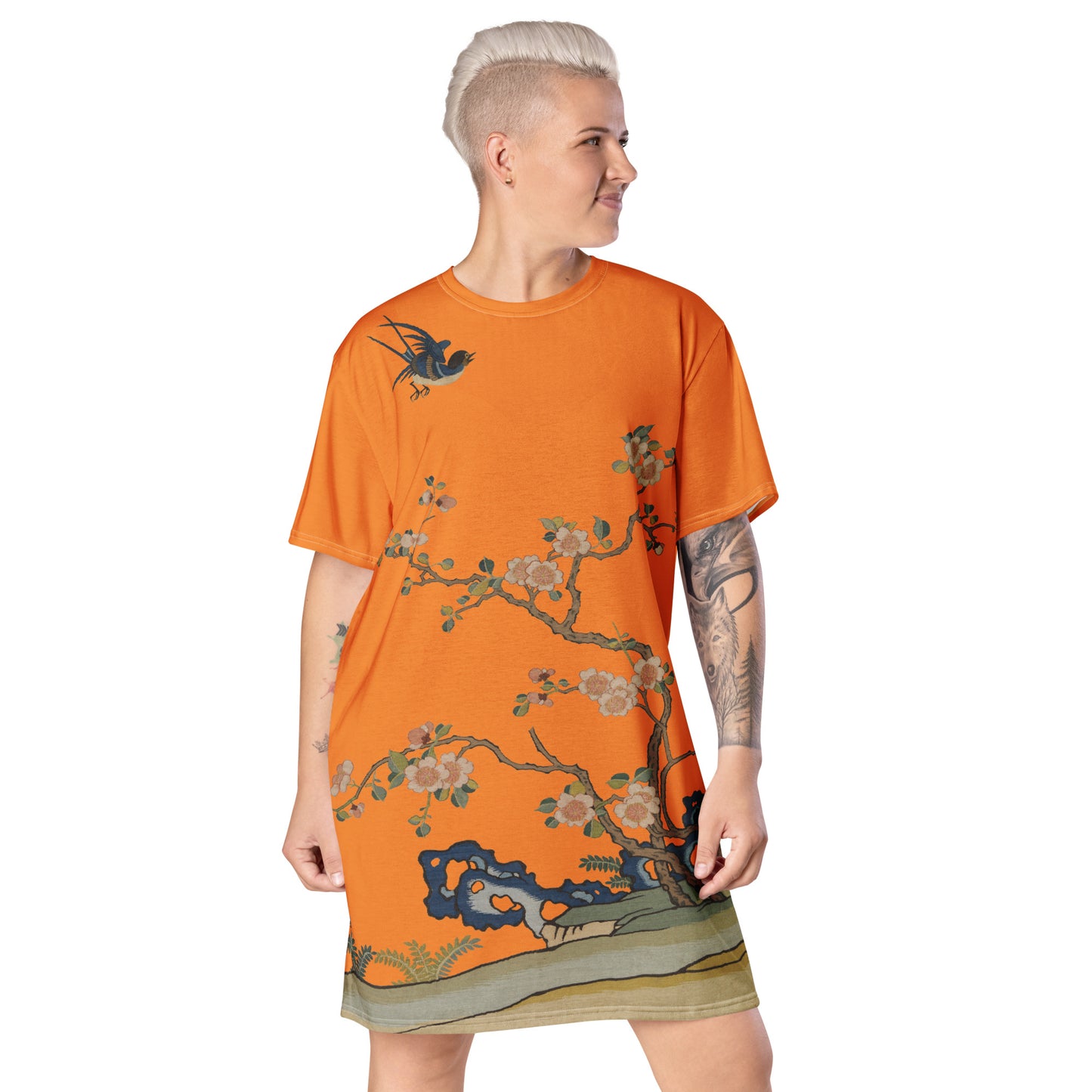 タペストリーの花|Swallow in Flight, Harbinger of Spring|Tシャツドレス|オレンジ