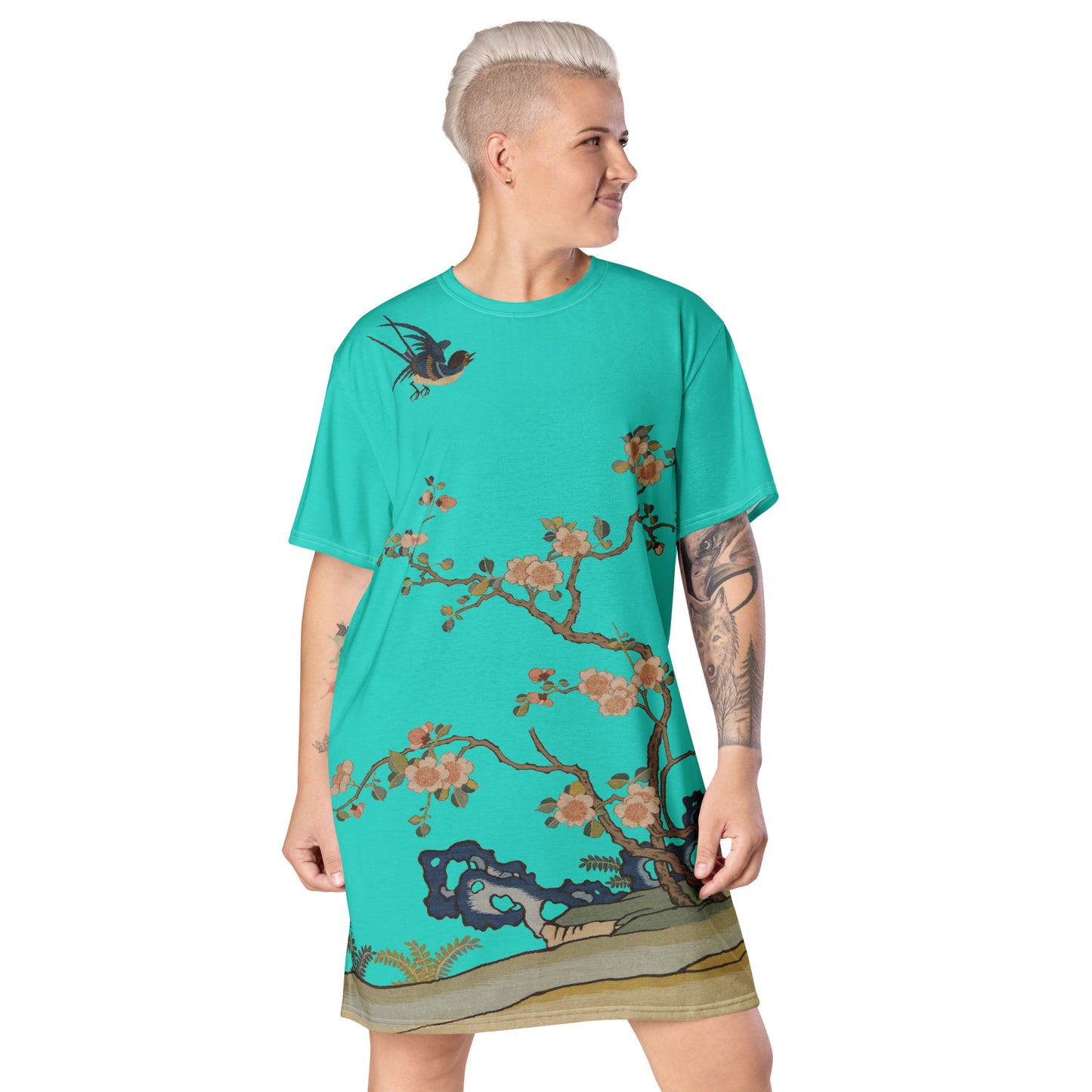 タペストリーの花|Swallow in Flight, Harbinger of Spring|T-shirt dress|Turquoise