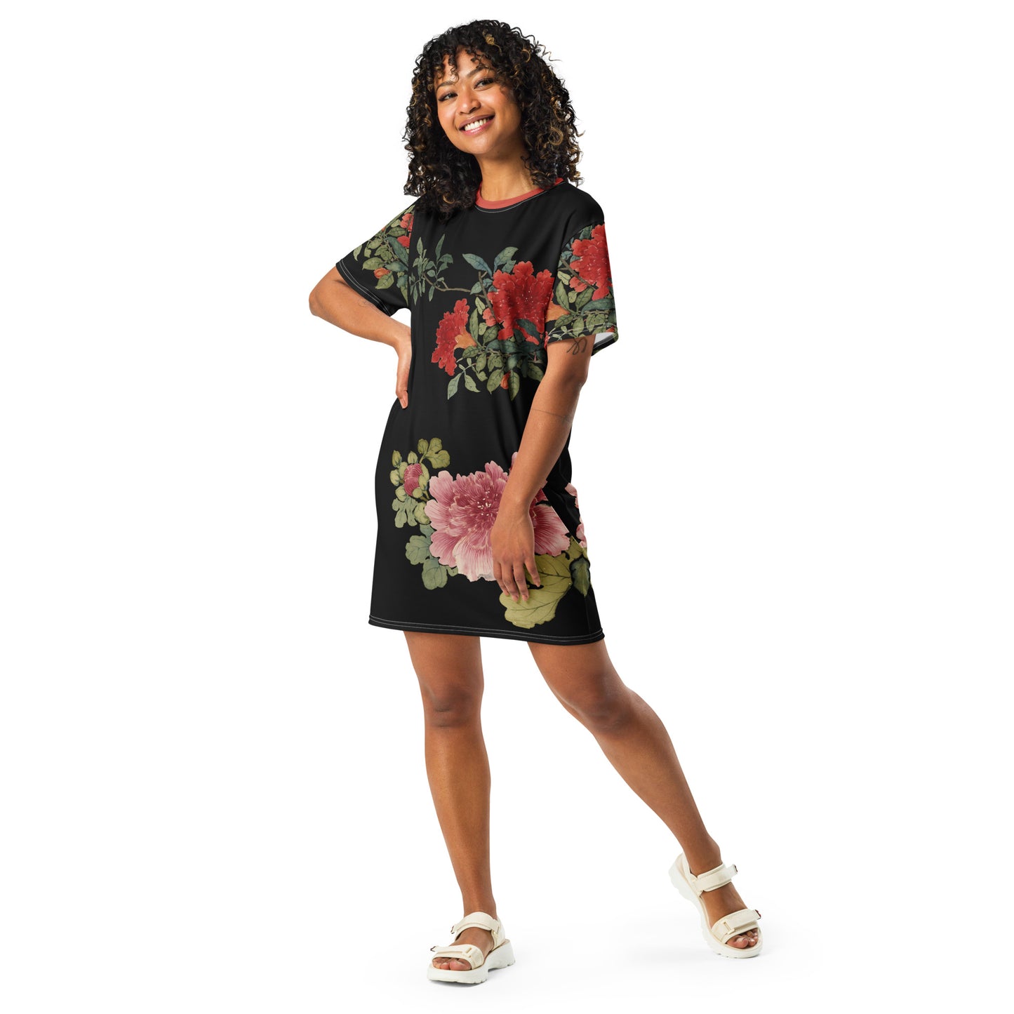 The Spirit of Flowers in Twelve Months|Hollyhock and Pomegranate in Bloom|T-shirt dress|Black