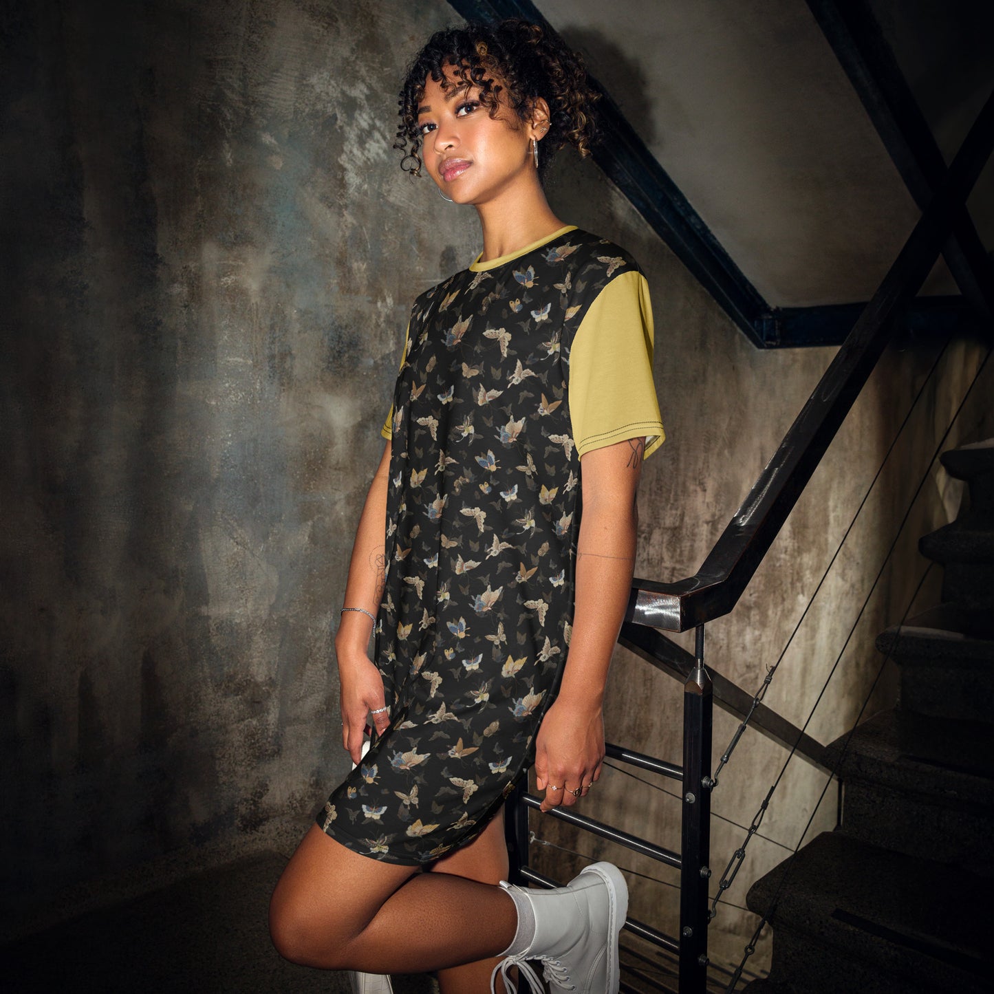 Butterfly dancing|T-shirt dress|Black