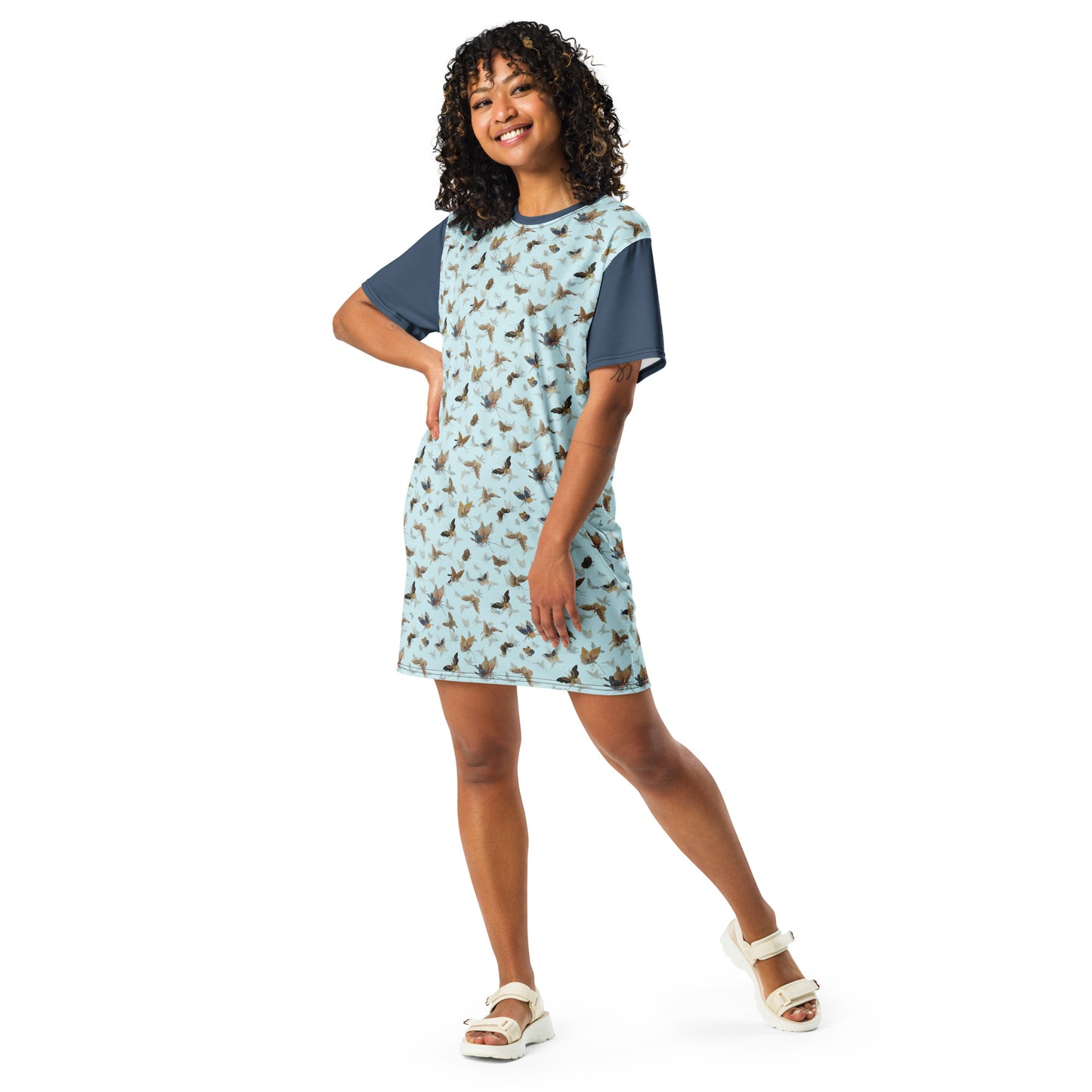 Butterfly dancing|T-shirt dress|Aqua blue