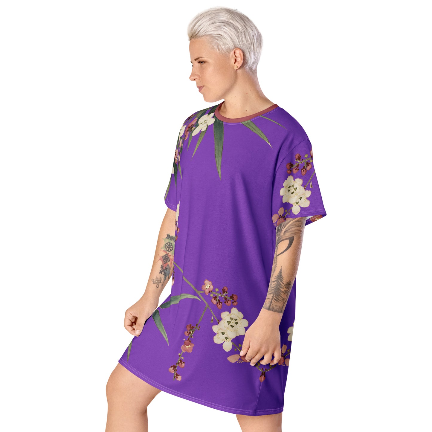 The Spirit of Flowers in Twelve Months|Crimson Plum Blossom and Lush Green Bamboo|T-shirt dress|Purple