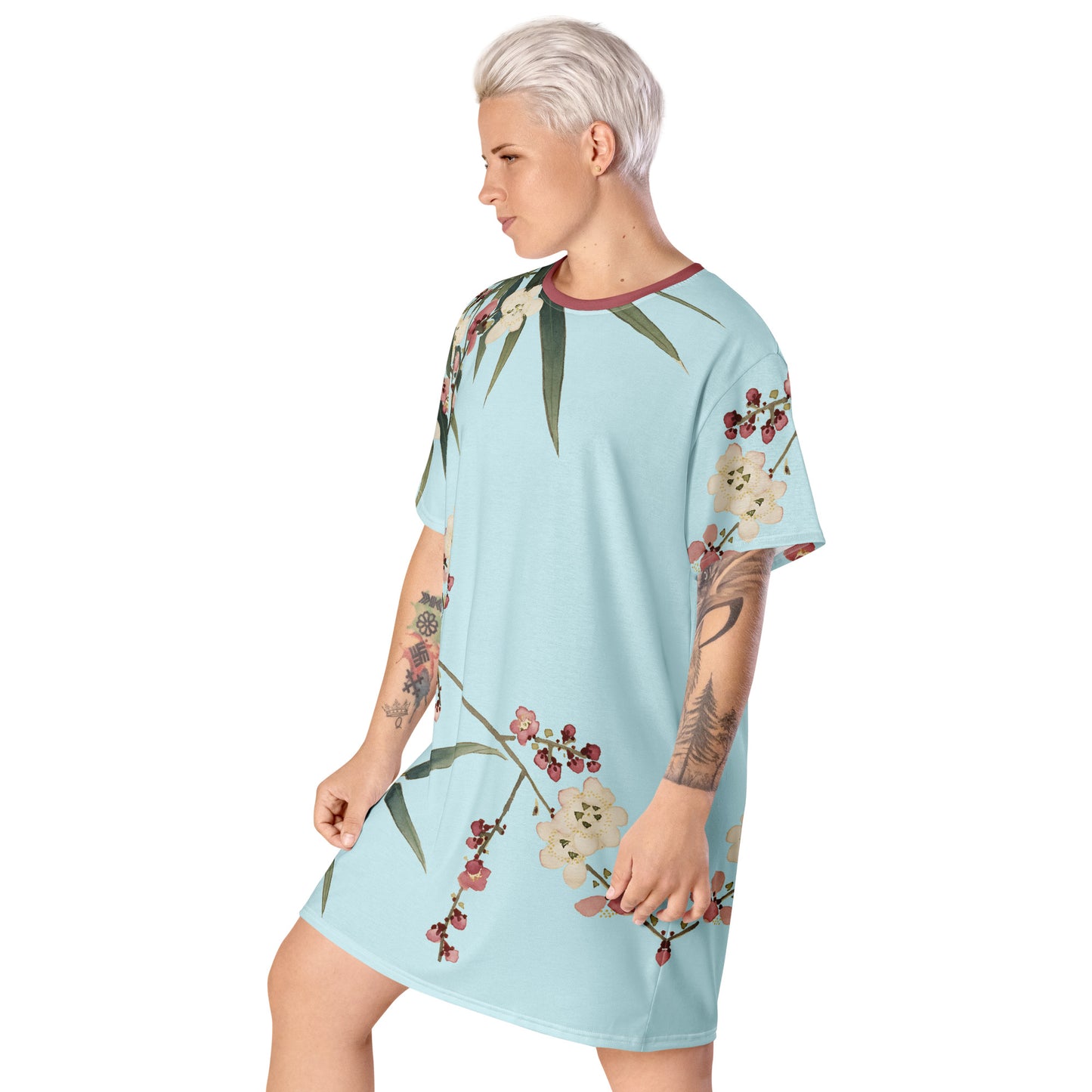 The Spirit of Flowers in Twelve Months|Crimson Plum Blossom and Lush Green Bamboo|T-shirt dress|Aqua blue