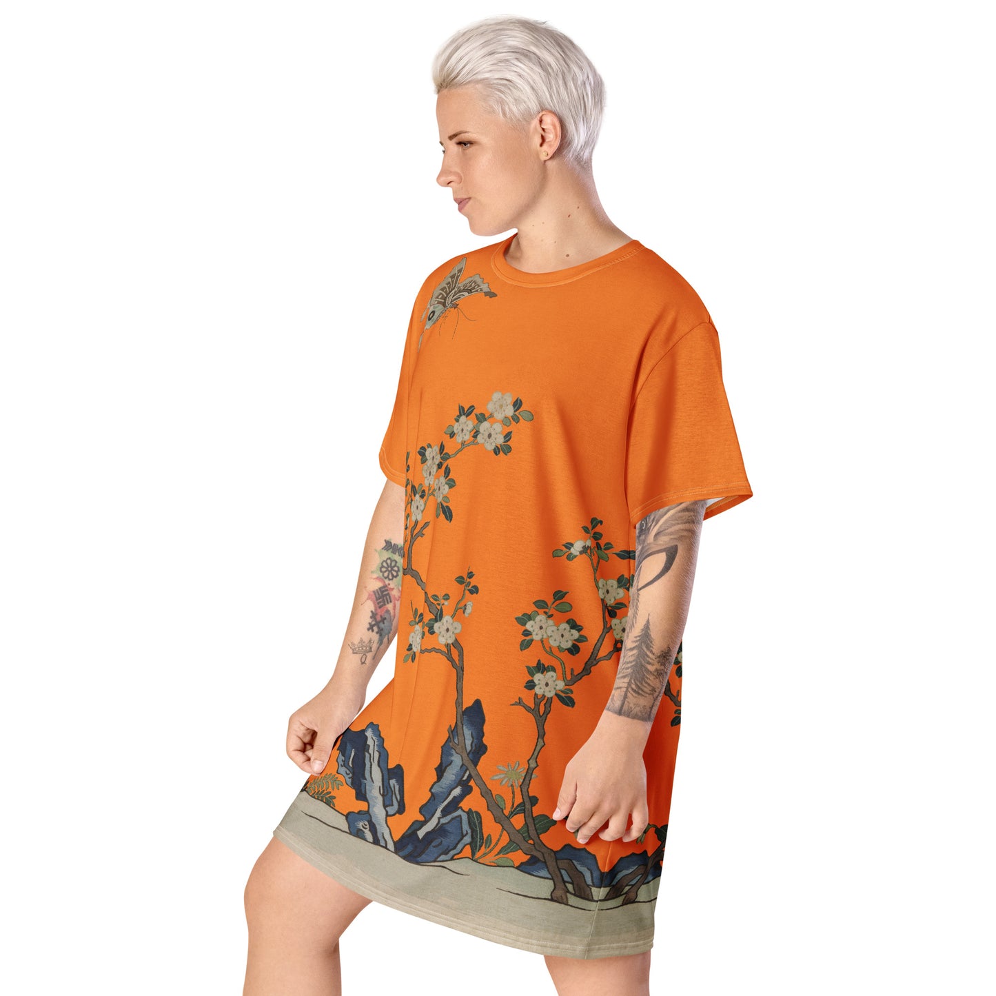 タペストリーの花|White Plum Blossoms and Butterfly|T-shirt dress|Orange