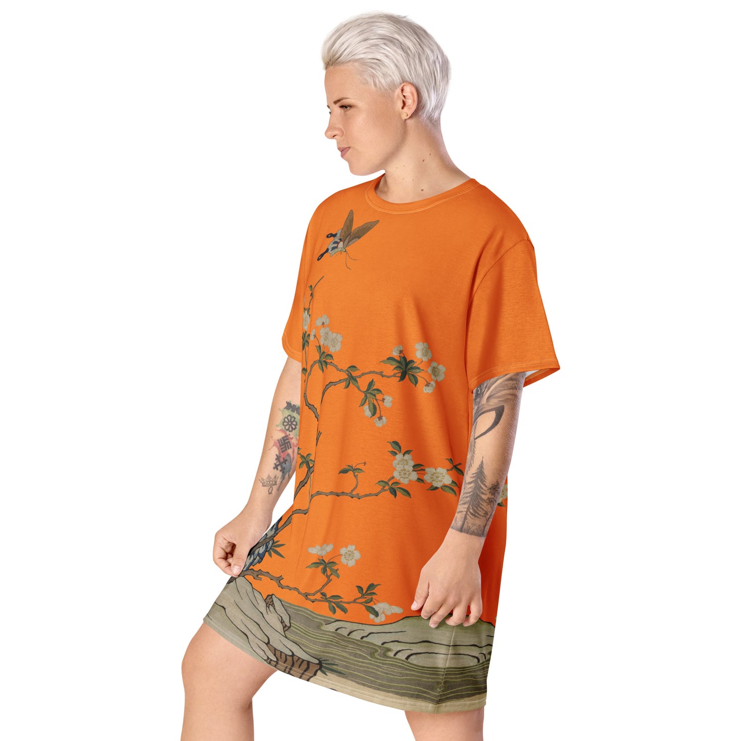 タペストリーの花|梅の花と蝶|Tシャツドレス|オレンジ