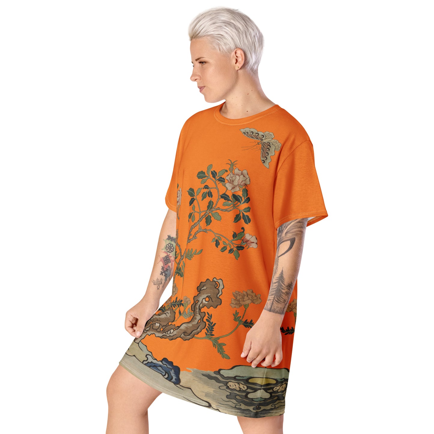 タペストリーの花|椿と蝶|Tシャツドレス|オレンジ