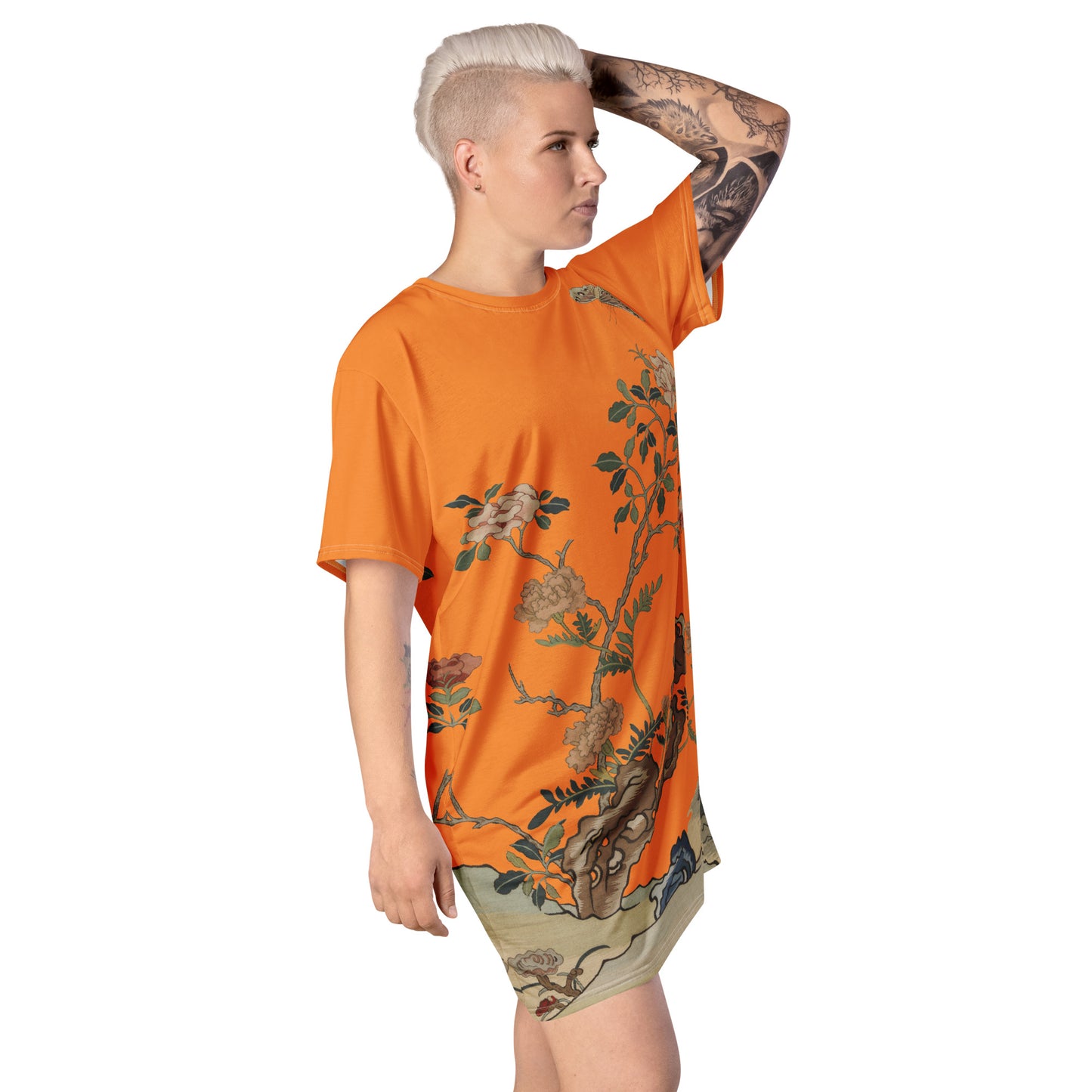 タペストリーの花|椿と蝶|Tシャツドレス|オレンジ