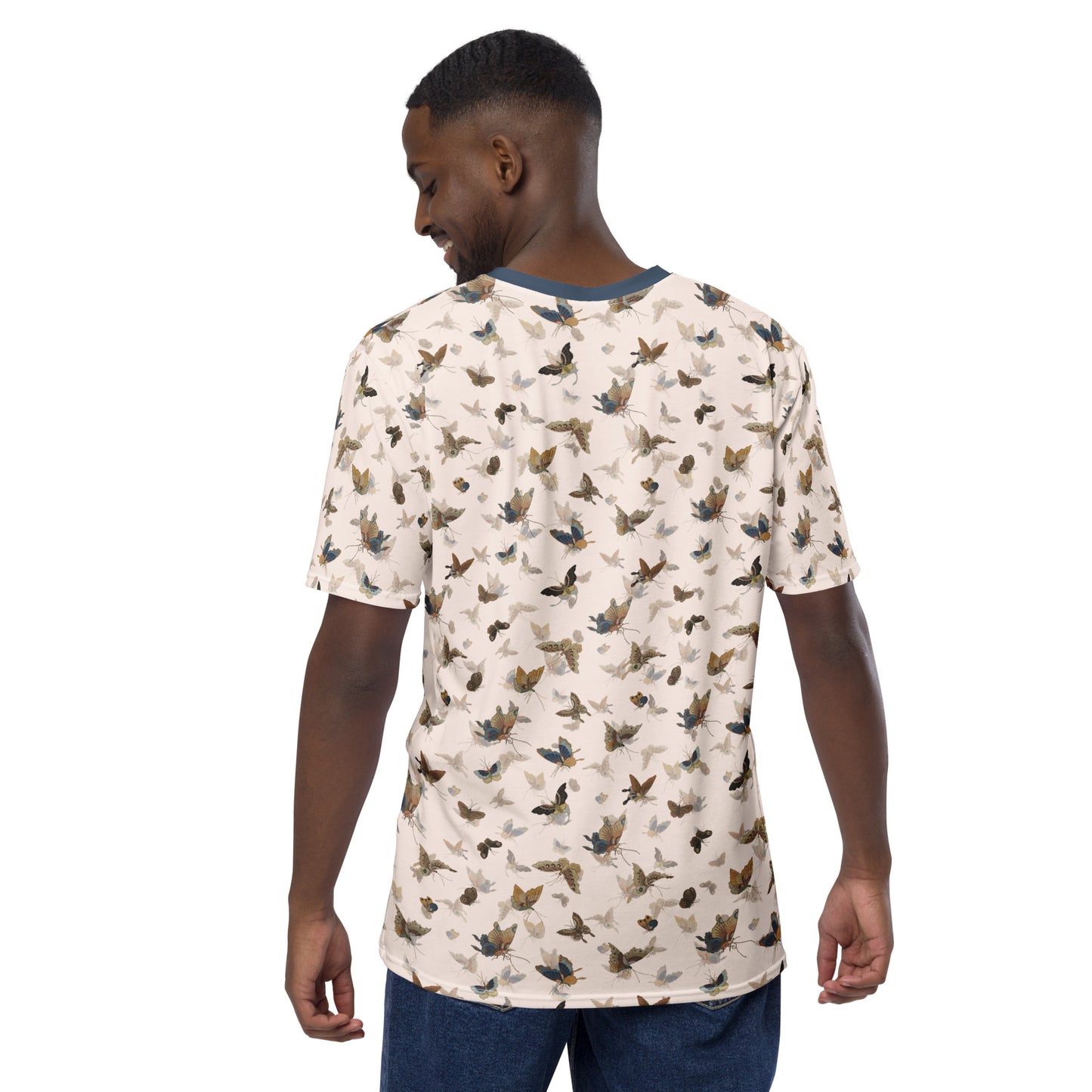 Butterfly dancing｜Men's t-shirt｜Fish belly white