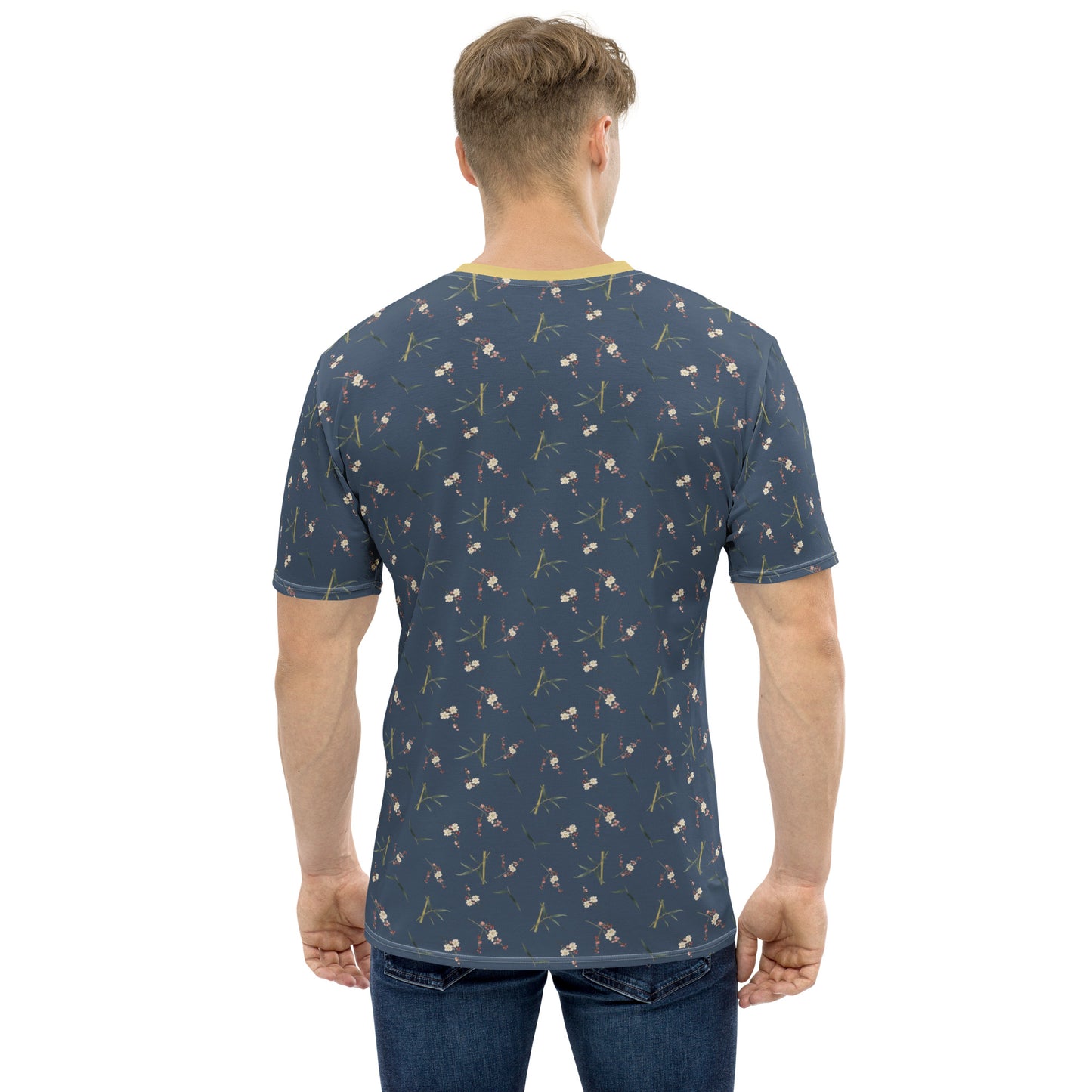 The Spirit of Flowers in Twelve Months｜Crimson Plum Blossom and Lush Green Bamboo｜Men's t-shirt｜seamless print｜Dark blue