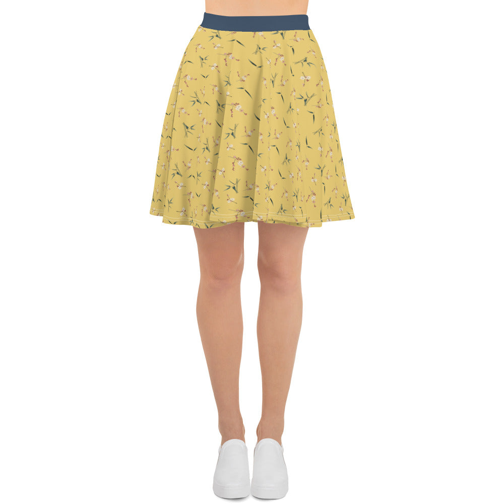 The Spirit of Flowers in Twelve Months｜Crimson Plum Blossom and Lush Green Bamboo｜Skater Skirt｜seamless print｜Gold