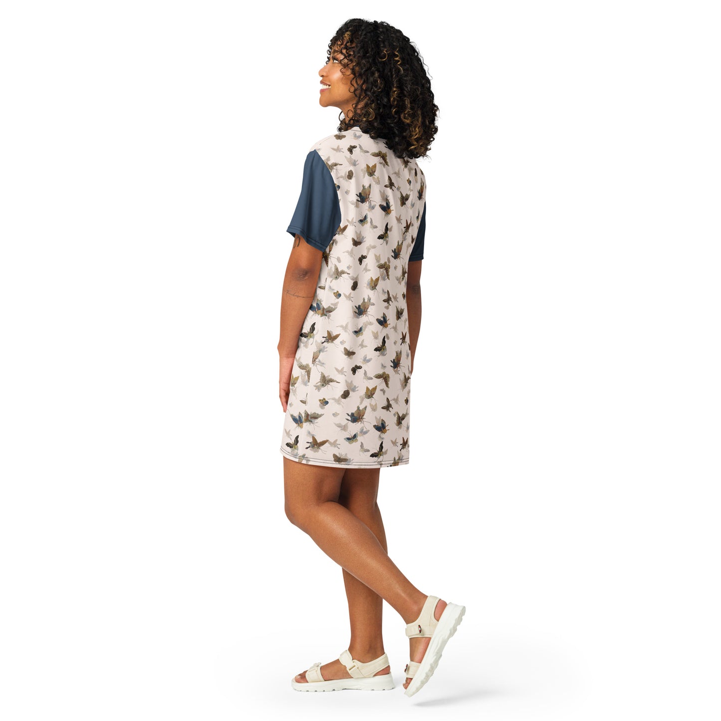 Butterfly dancing｜T-shirt dress｜Fish belly white