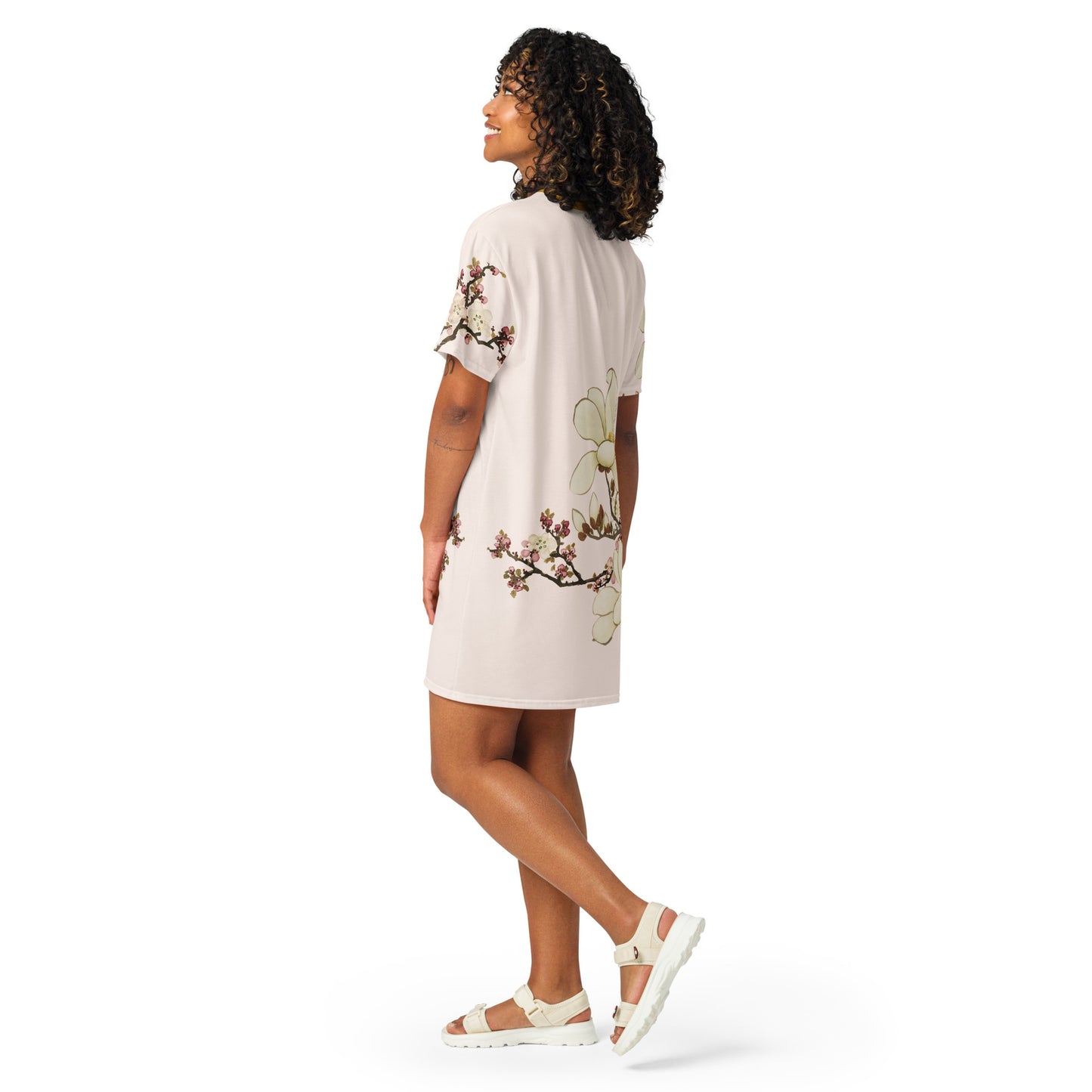 The Spirit of Flowers in Twelve Months｜Apricot and Lily Magnolia in Blossom｜T-shirt dress｜Fish belly white