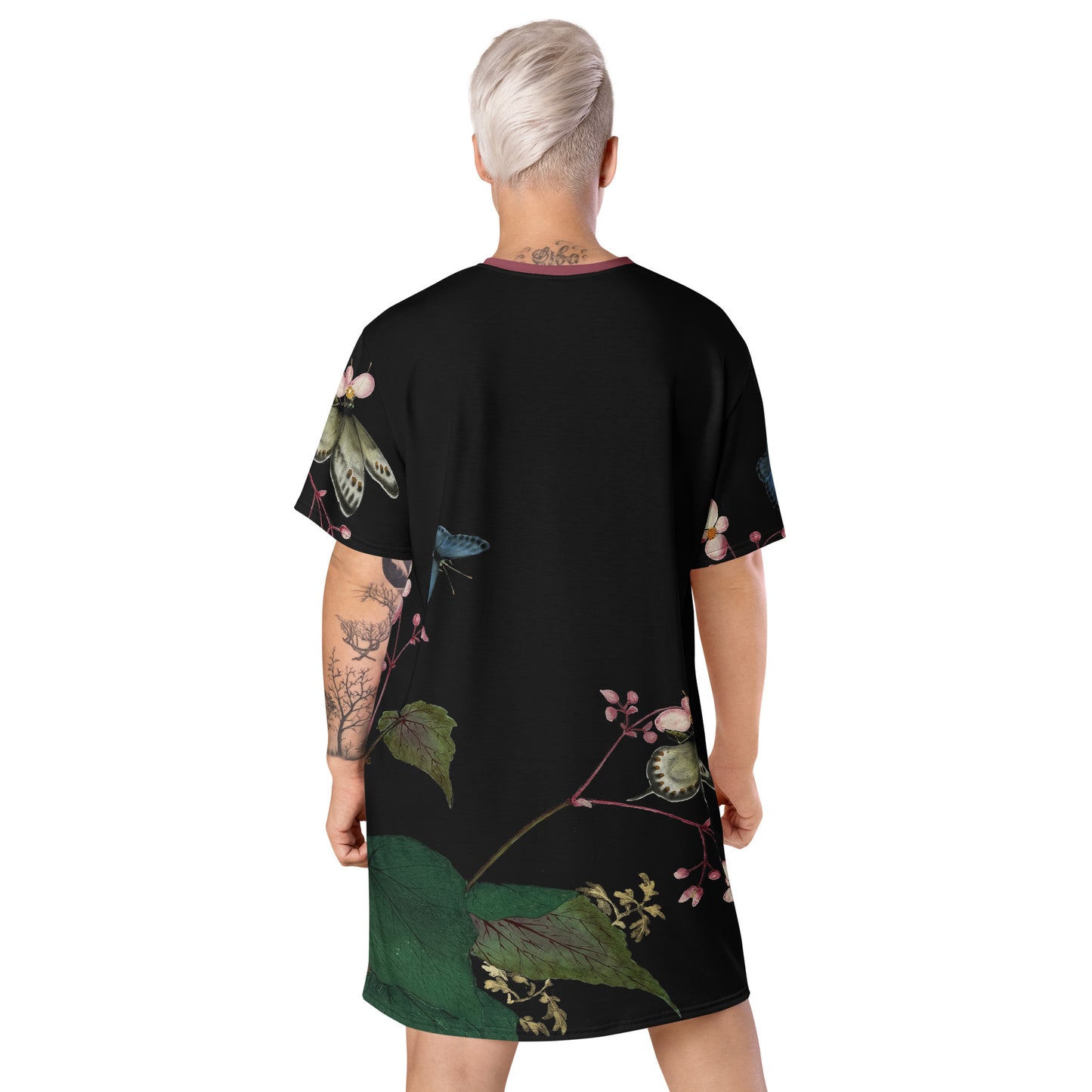 Cats And Butterflies Of Longevity｜Butterflies amidst the Begonia in Bloom｜T-shirt dress