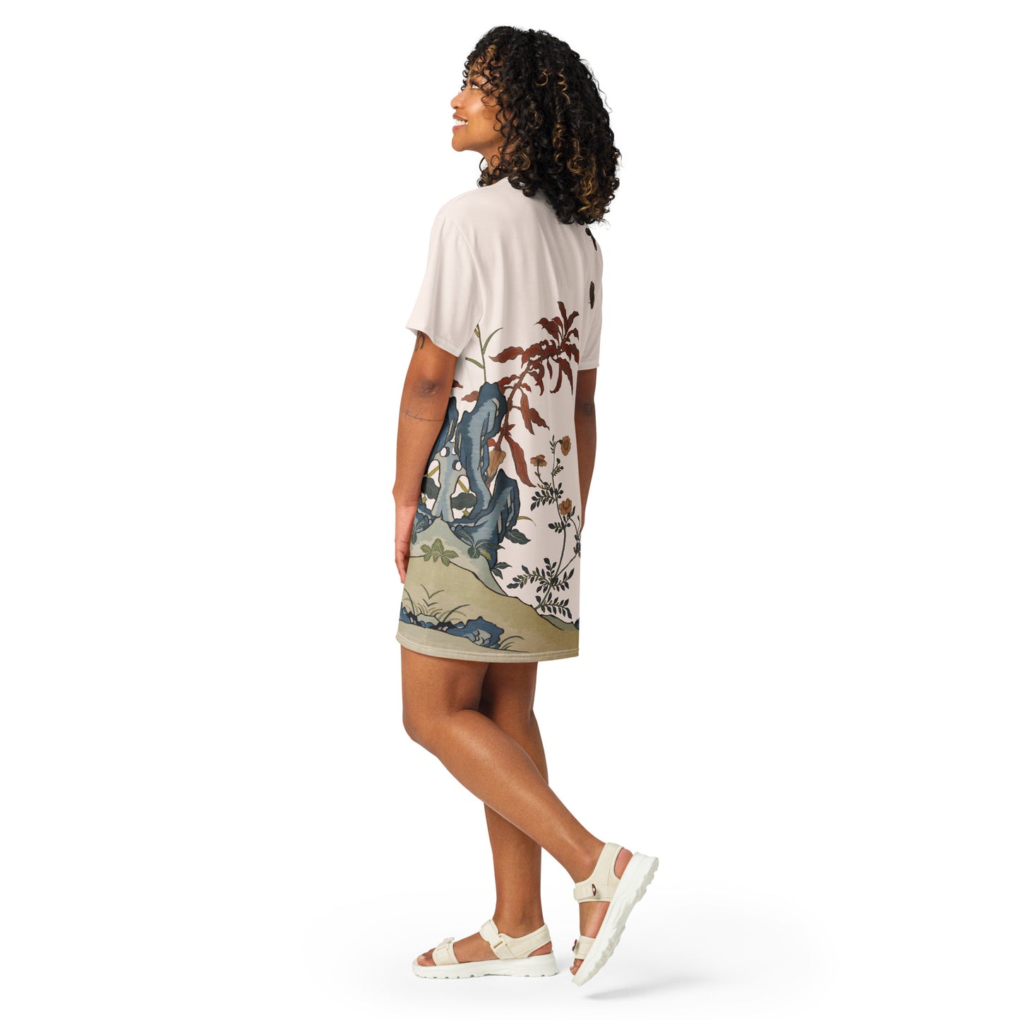 Kesi Flower Album｜Butterflies and Flowers｜T-shirt dress｜Fish belly white