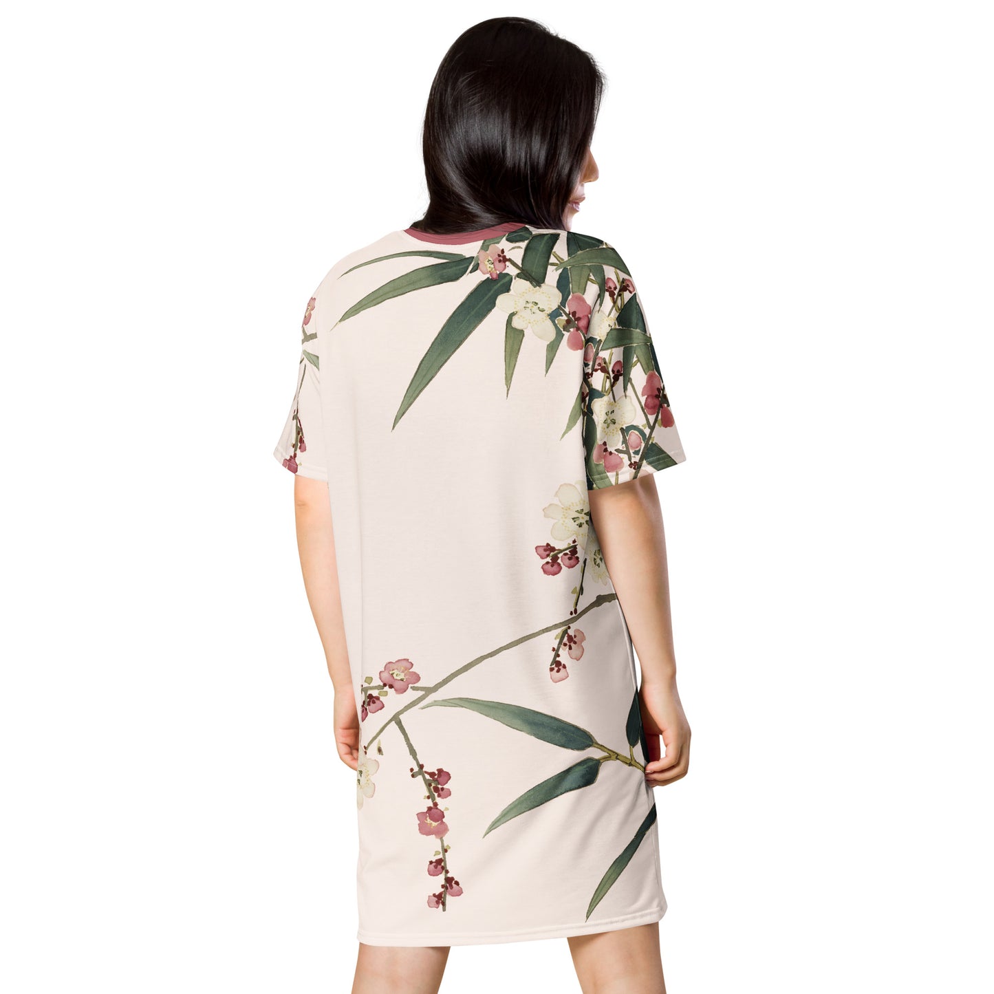 The Spirit of Flowers in Twelve Months｜Crimson Plum Blossom and Lush Green Bamboo｜T-shirt dress｜Fish belly white