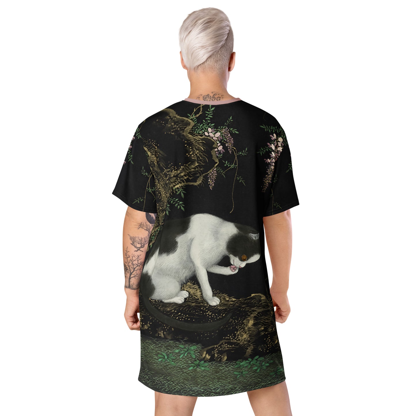 Cats And Butterflies Of Longevity｜A Cat by the Blooming Wisteria｜T-shirt dress