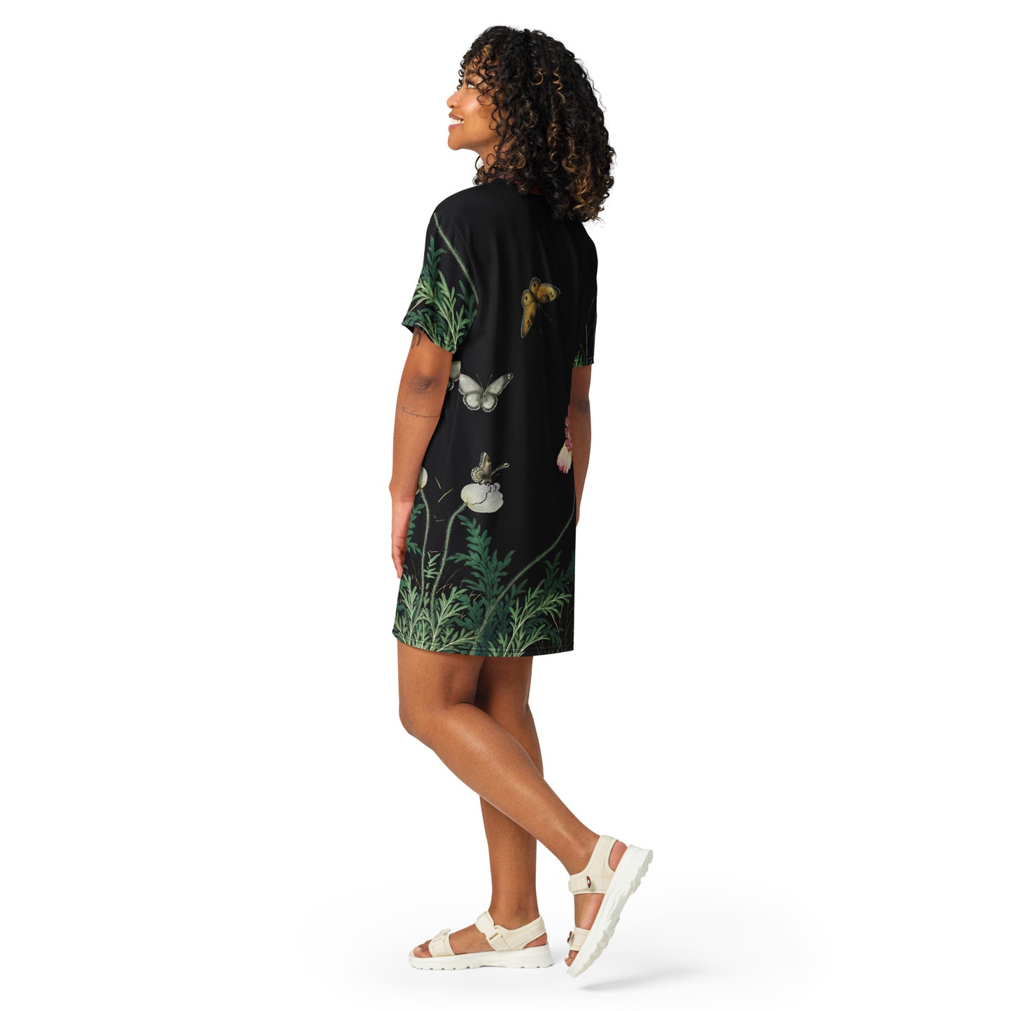 Cats And Butterflies Of Longevity｜Butterflies amidst the Blooming Poppies｜T-shirt dress