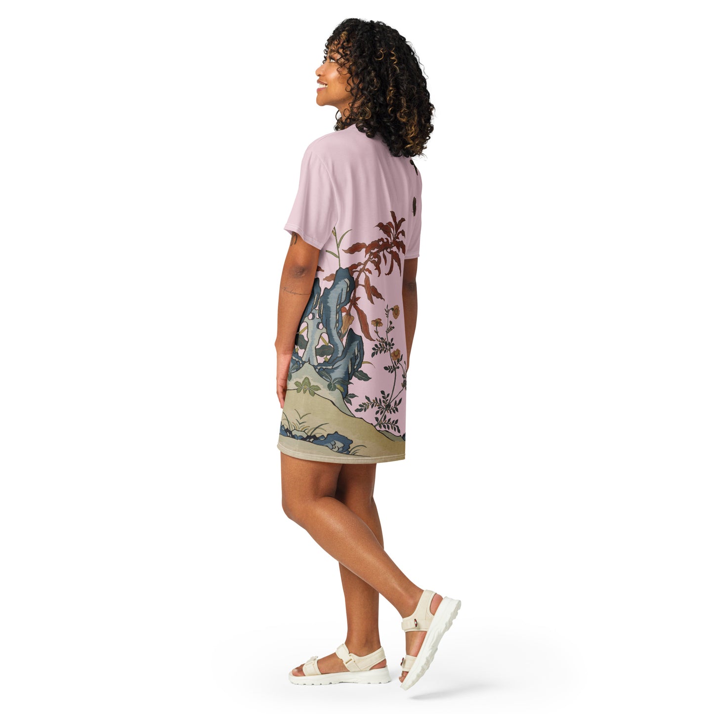 Kesi Flower Album｜Butterflies and Flowers｜T-shirt dress｜Pale pinkish gray