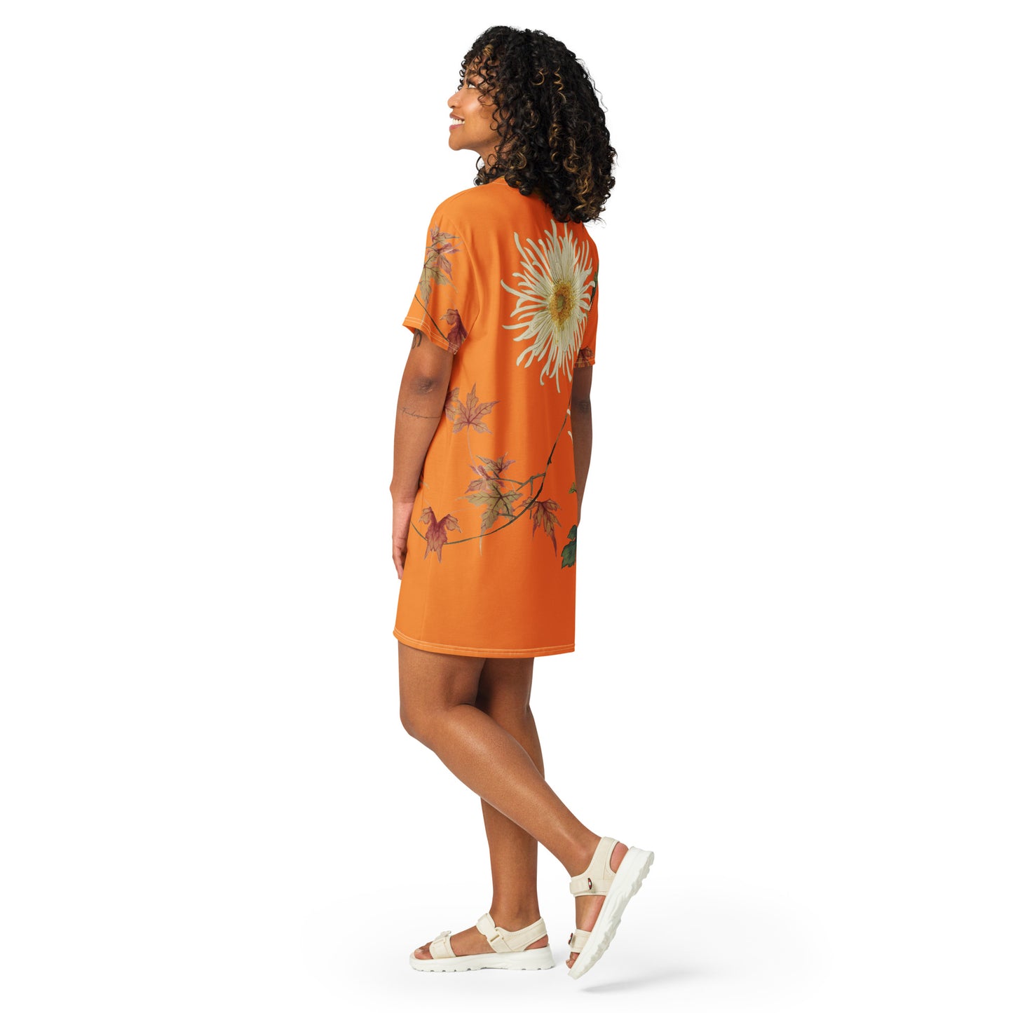 The Spirit of Flowers in Twelve Months｜Blooming Chrysanthemum and Maple Leaves｜T-shirt dress｜Orange