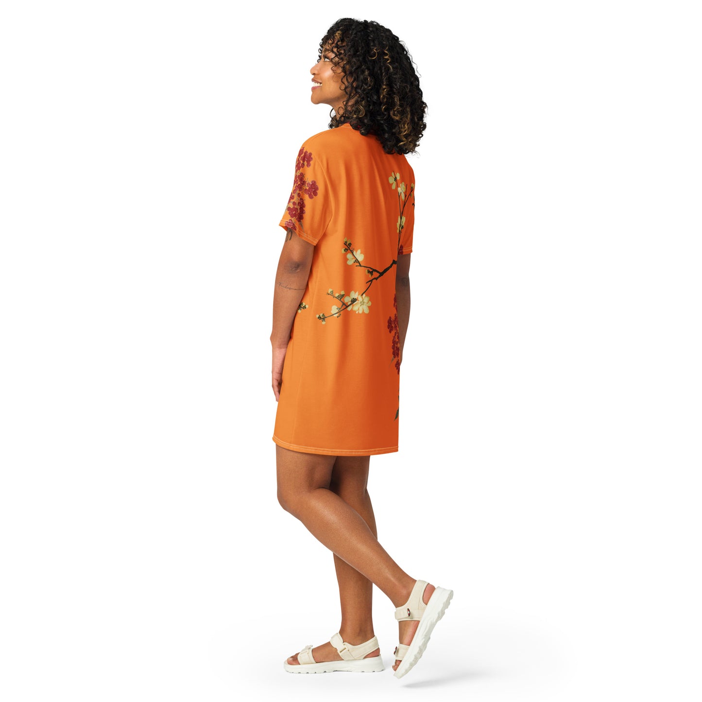 The Spirit of Flowers in Twelve Months｜Blooming Wintersweet and Heavenly Bamboo｜T-shirt dress｜Orange