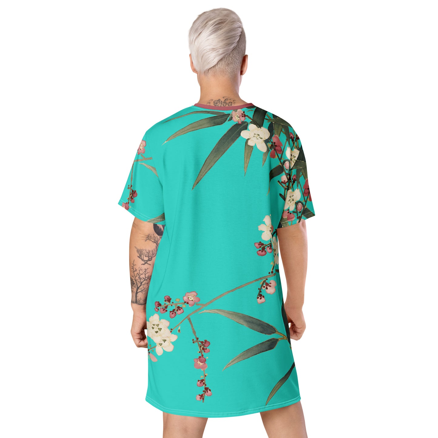 The Spirit of Flowers in Twelve Months｜Crimson Plum Blossom and Lush Green Bamboo｜T-shirt dress｜Turquoise