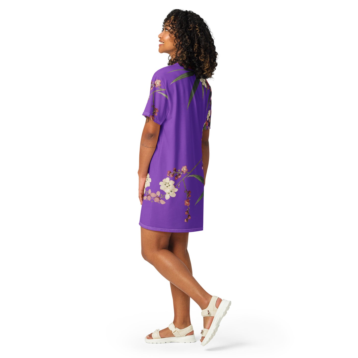 The Spirit of Flowers in Twelve Months｜Crimson Plum Blossom and Lush Green Bamboo｜T-shirt dress｜Purple