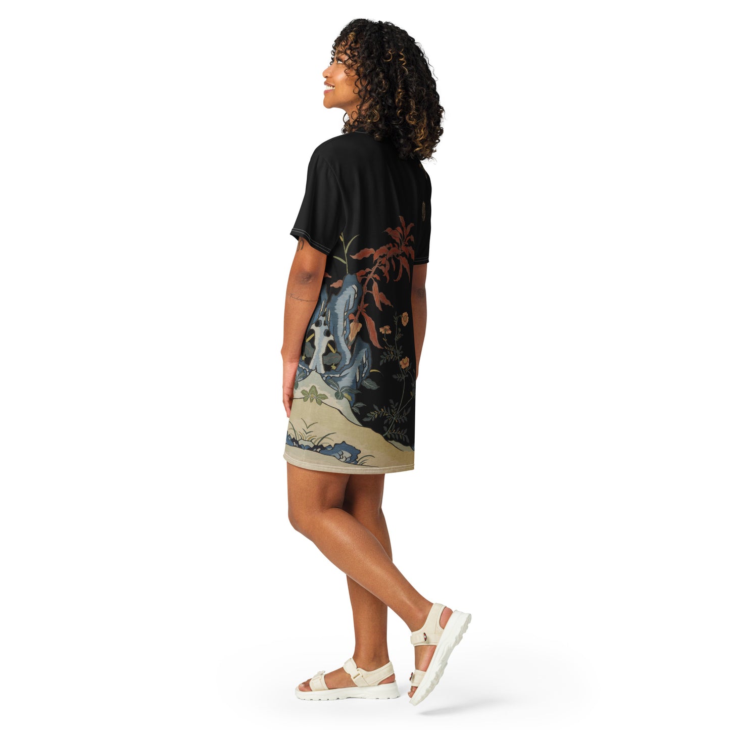 Kesi Flower Album｜Butterflies and Flowers｜T-shirt dress｜Black