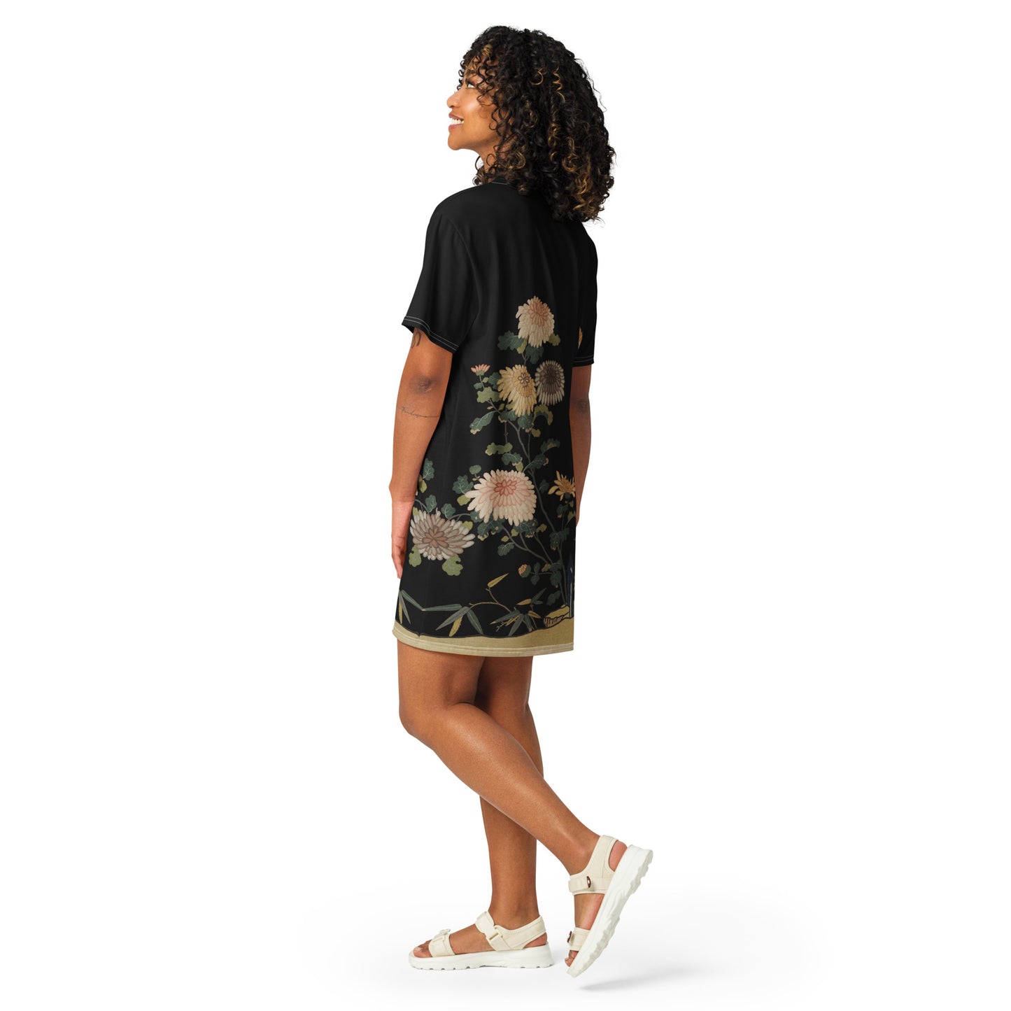 Kesi Flower Album｜Chrysanthemums and Butterflies｜T-shirt dress｜Black